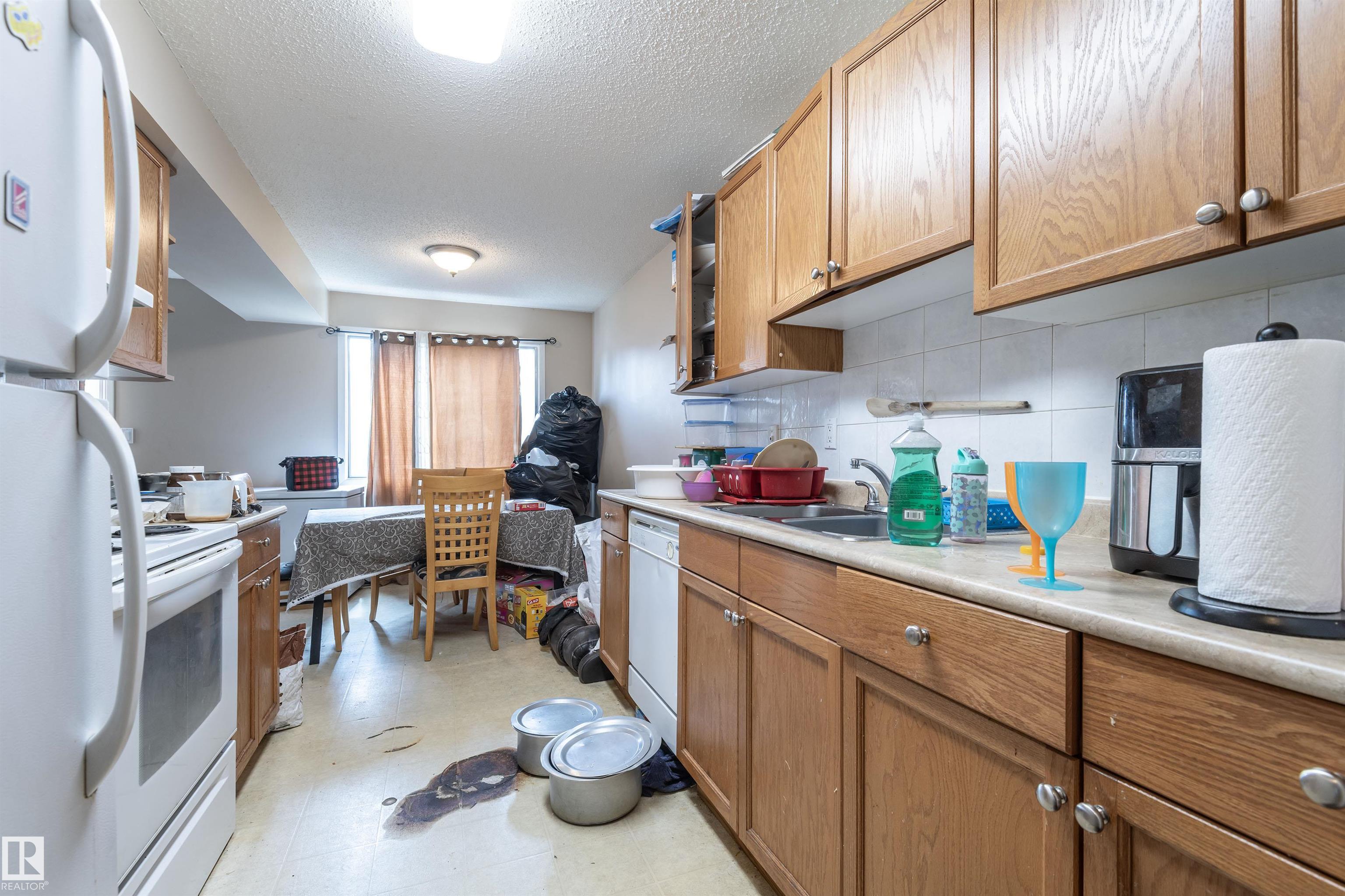 Photo 29 at 7115-7121 80 Avenue NW, King Edward Park, Edmonton