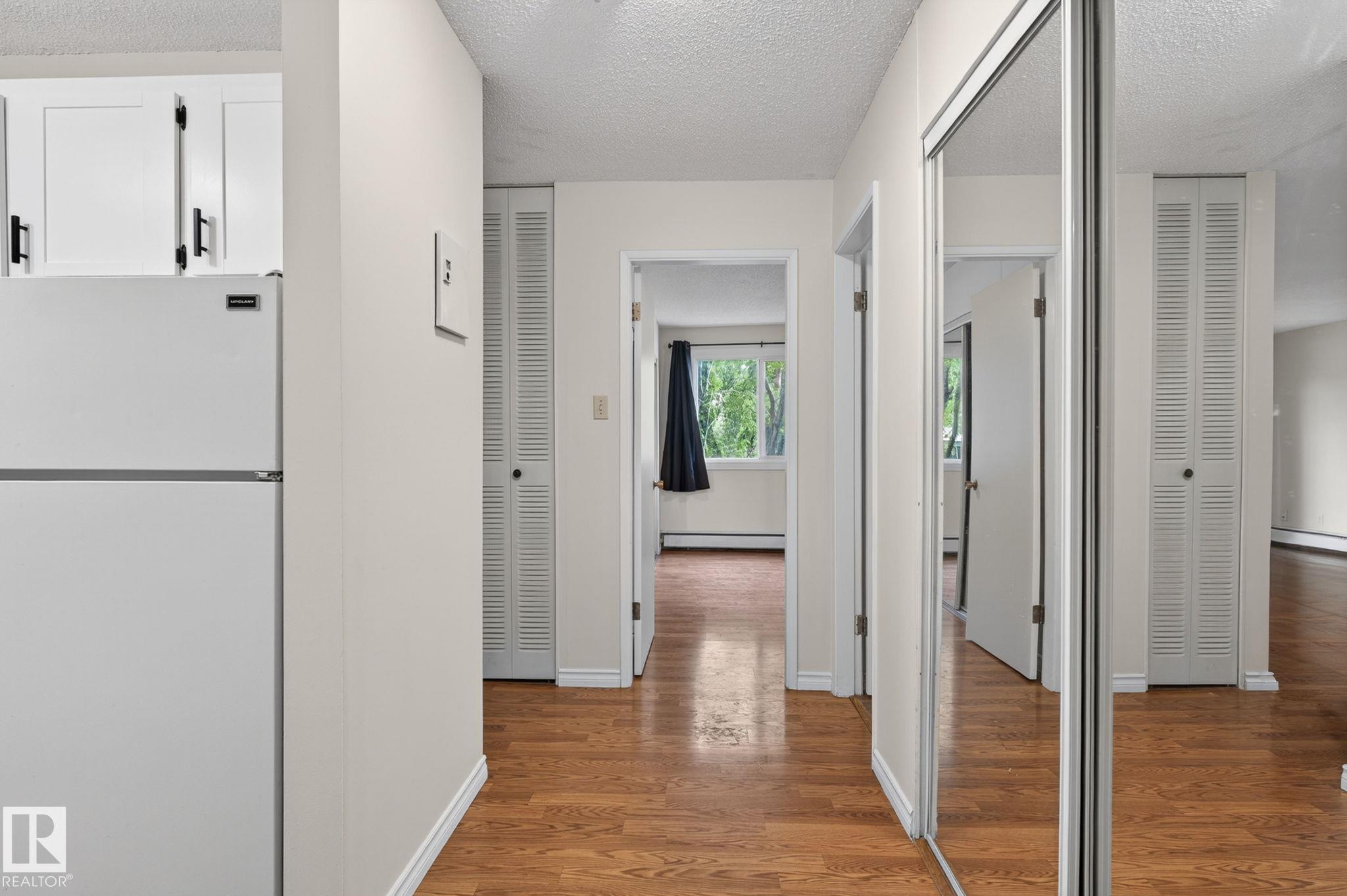 305 - 10335 117 Street NW, Wîhkwêntôwin, Edmonton