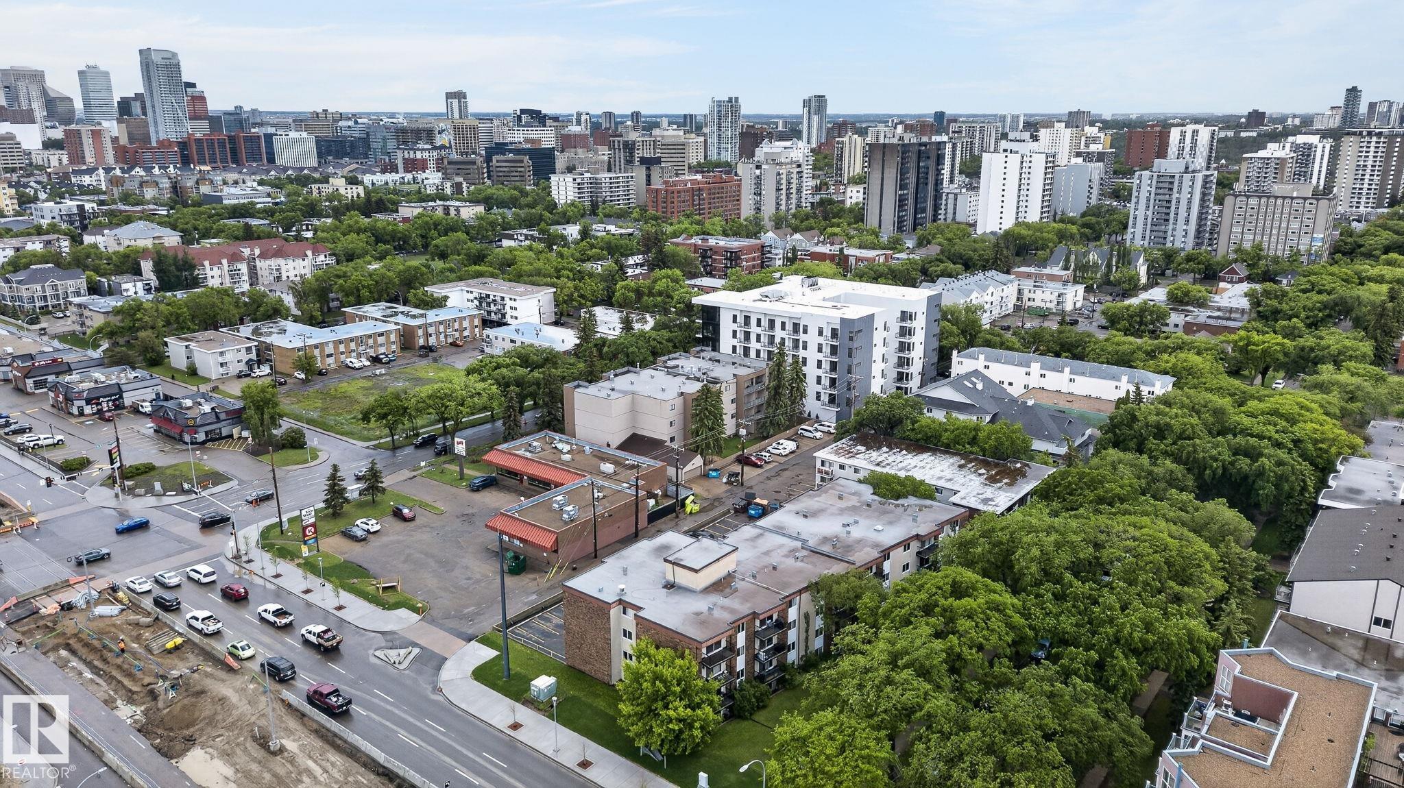 Photo 33 at 305 - 10335 117 Street NW, Wîhkwêntôwin, Edmonton