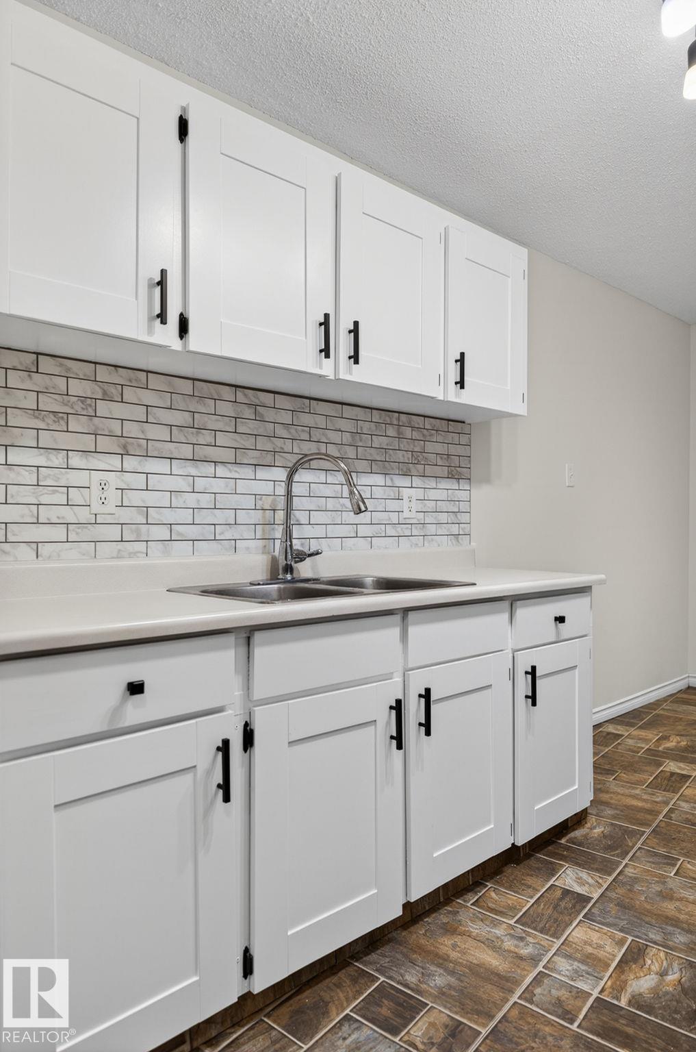 Photo 37 at 305 - 10335 117 Street NW, Wîhkwêntôwin, Edmonton
