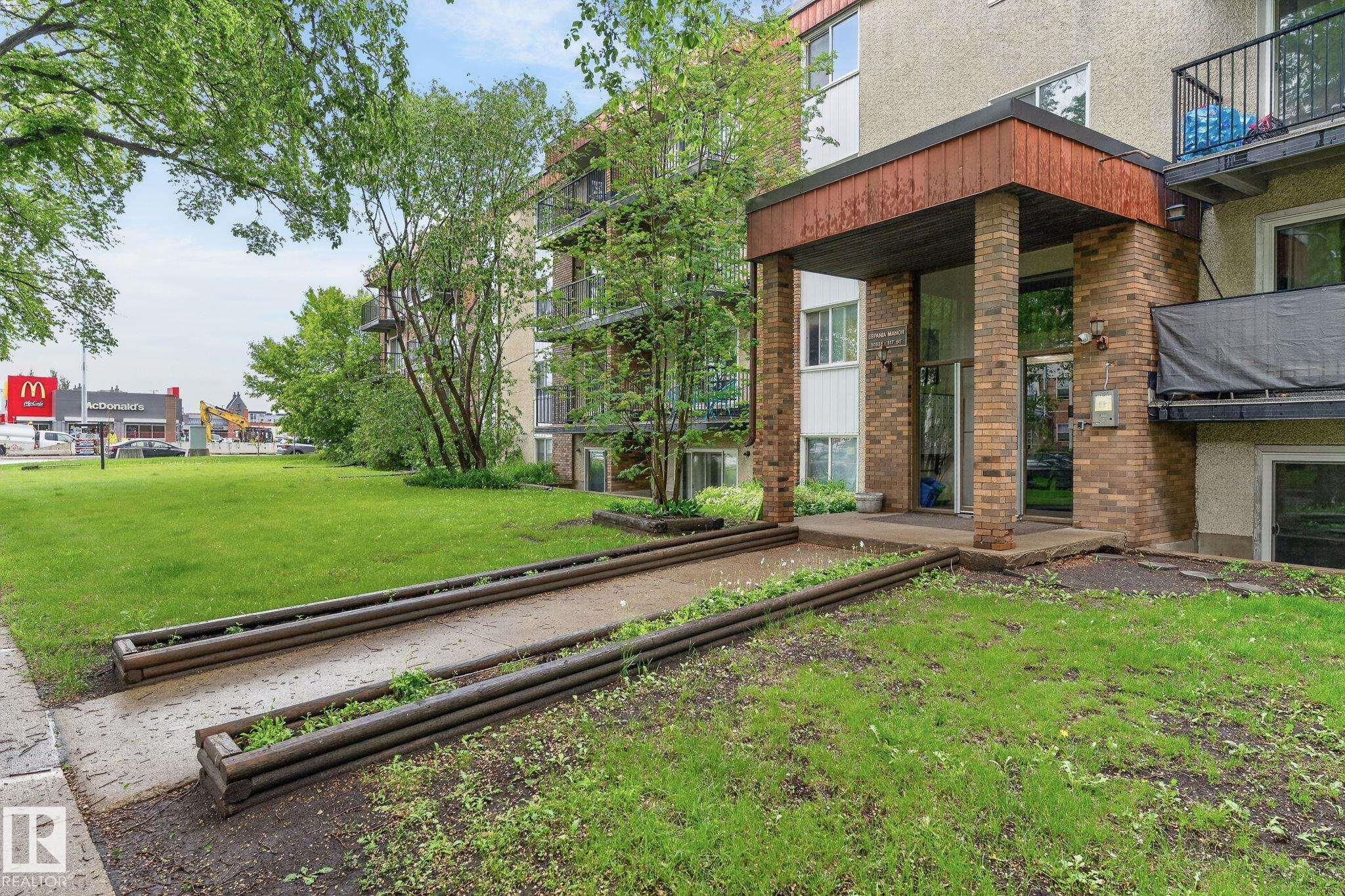 Photo 38 at 305 - 10335 117 Street NW, Wîhkwêntôwin, Edmonton