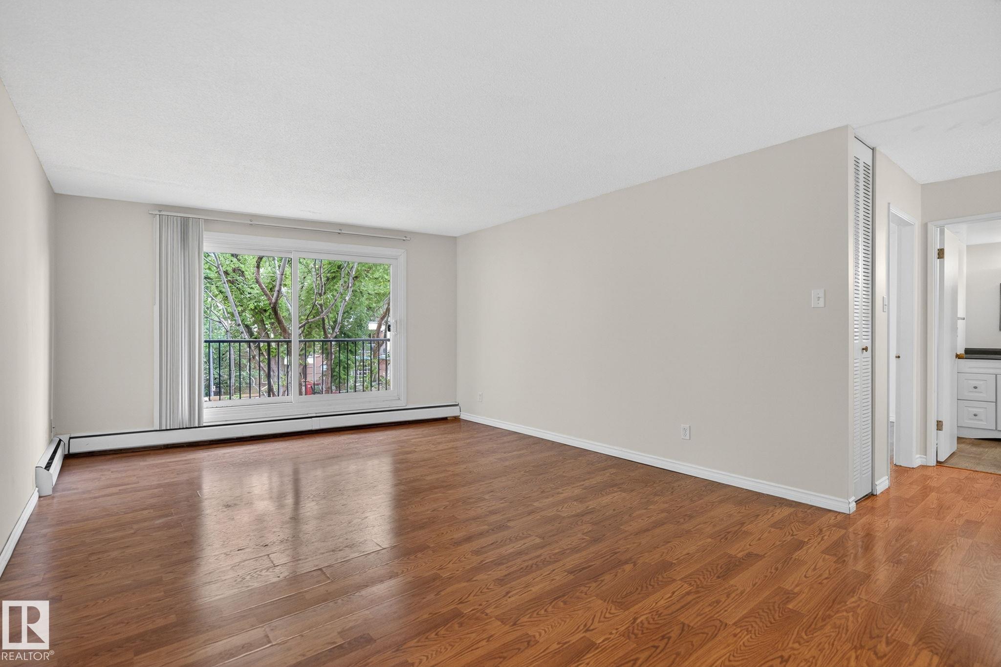 Photo 10 at 305 - 10335 117 Street NW, Wîhkwêntôwin, Edmonton