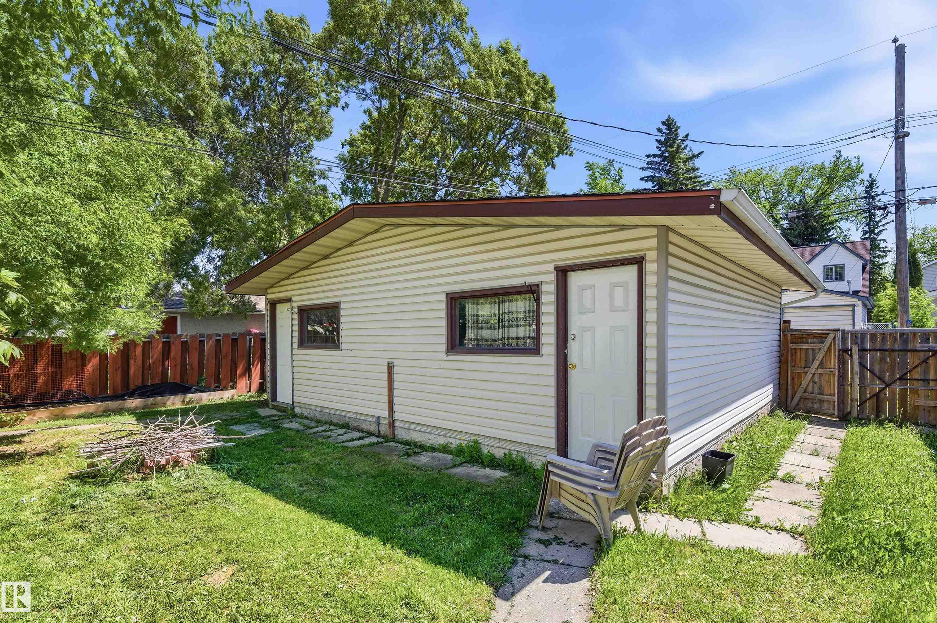 Photo 40 at 10727/10729 64 Avenue NW, Allendale, Edmonton