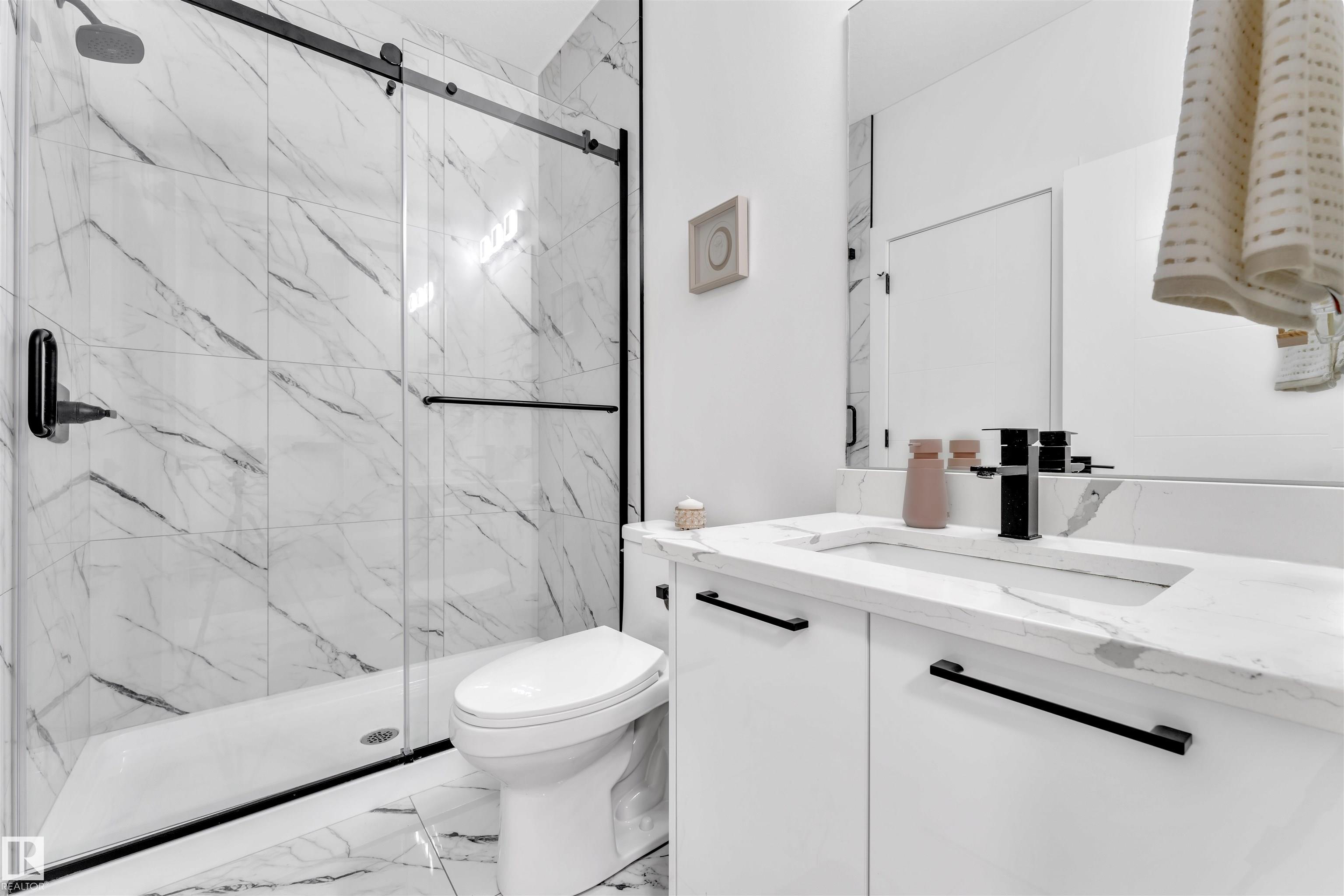 Photo 11 at 1809 18a Avenue NW, Laurel, Edmonton
