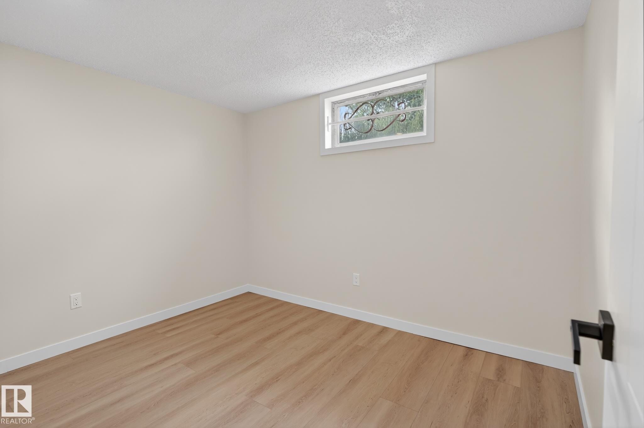 Photo 11 at 12936 132 Street NW, Athlone, Edmonton