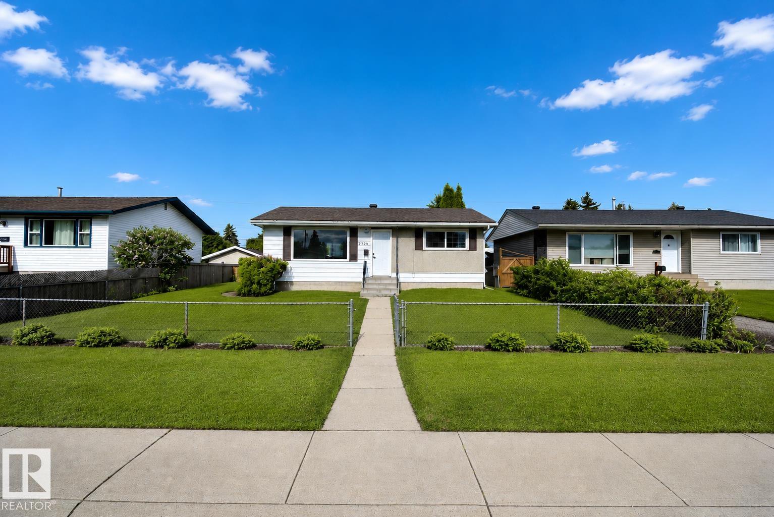 Photo 18 at 12936 132 Street NW, Athlone, Edmonton