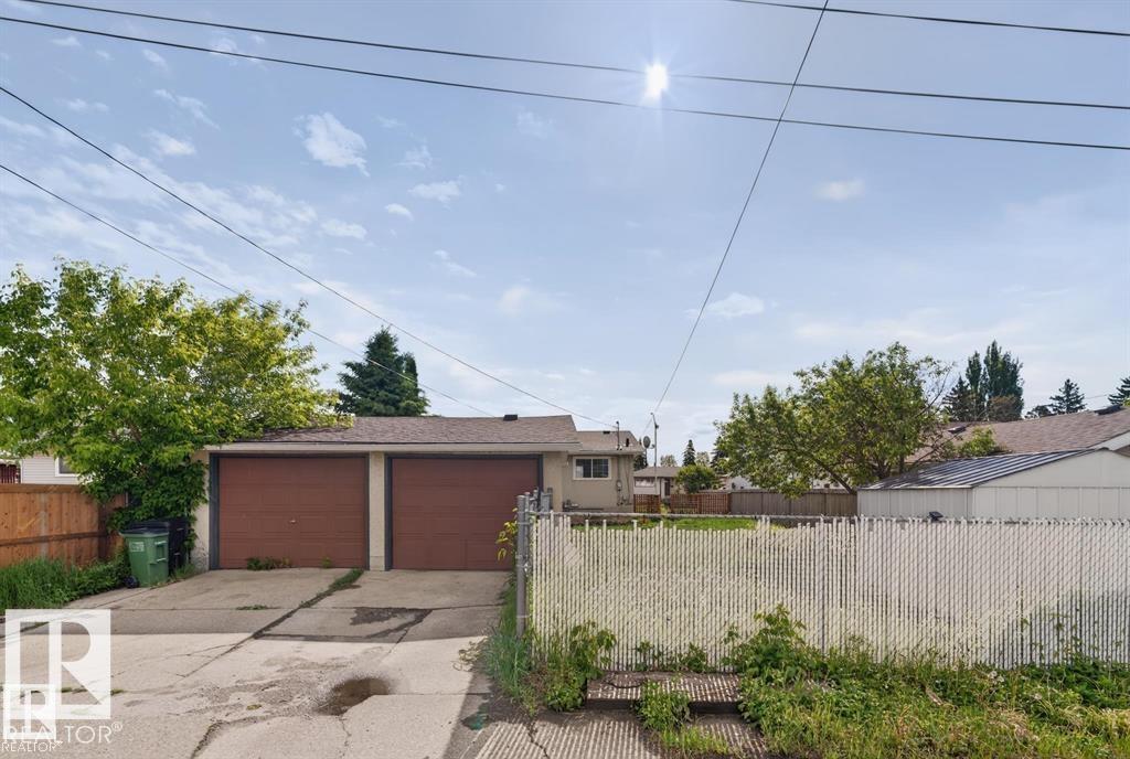 Photo 21 at 12936 132 Street NW, Athlone, Edmonton