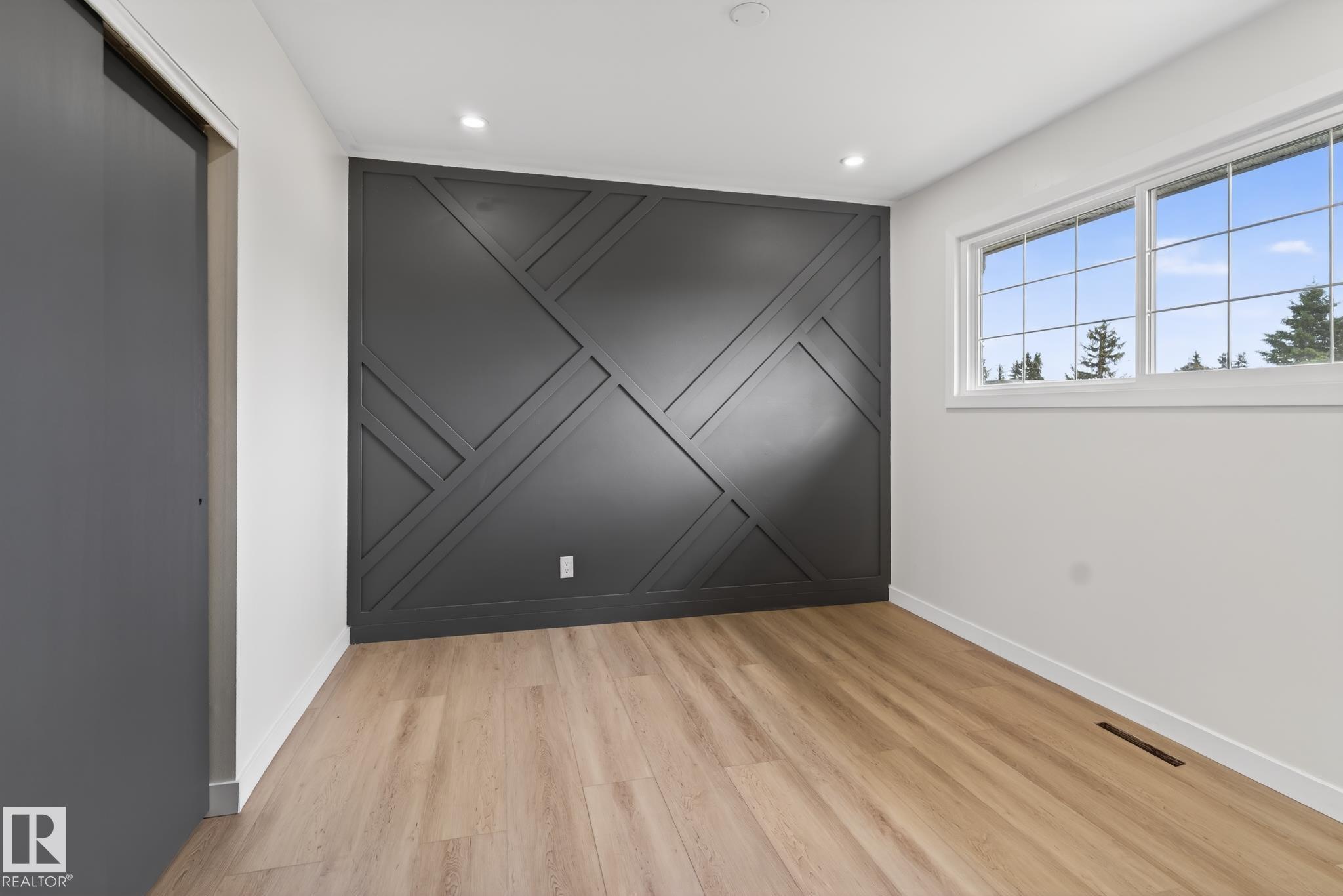 Photo 8 at 12936 132 Street NW, Athlone, Edmonton