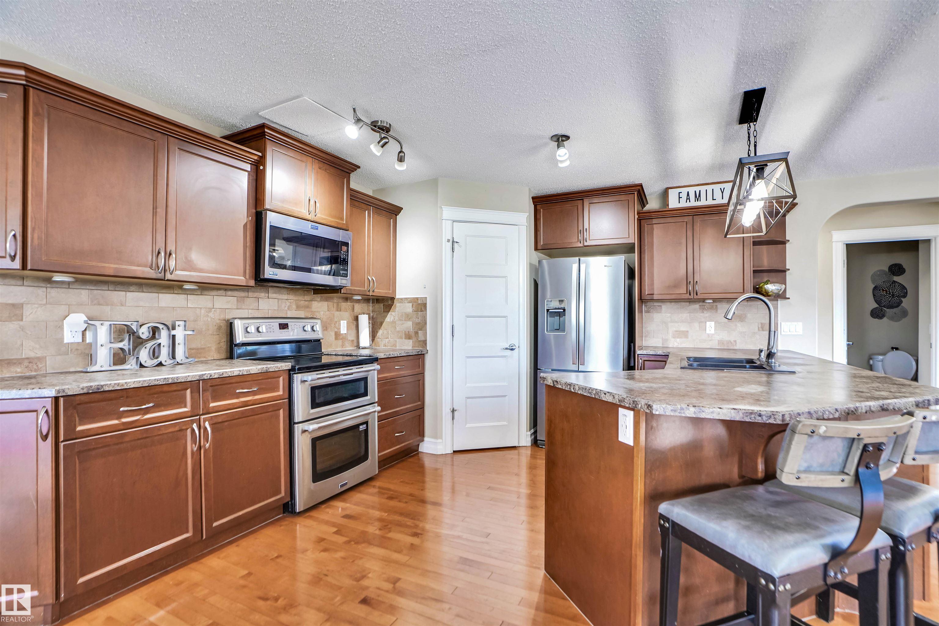 Photo 21 at 10114 93 Street Morinville Street, Morinville