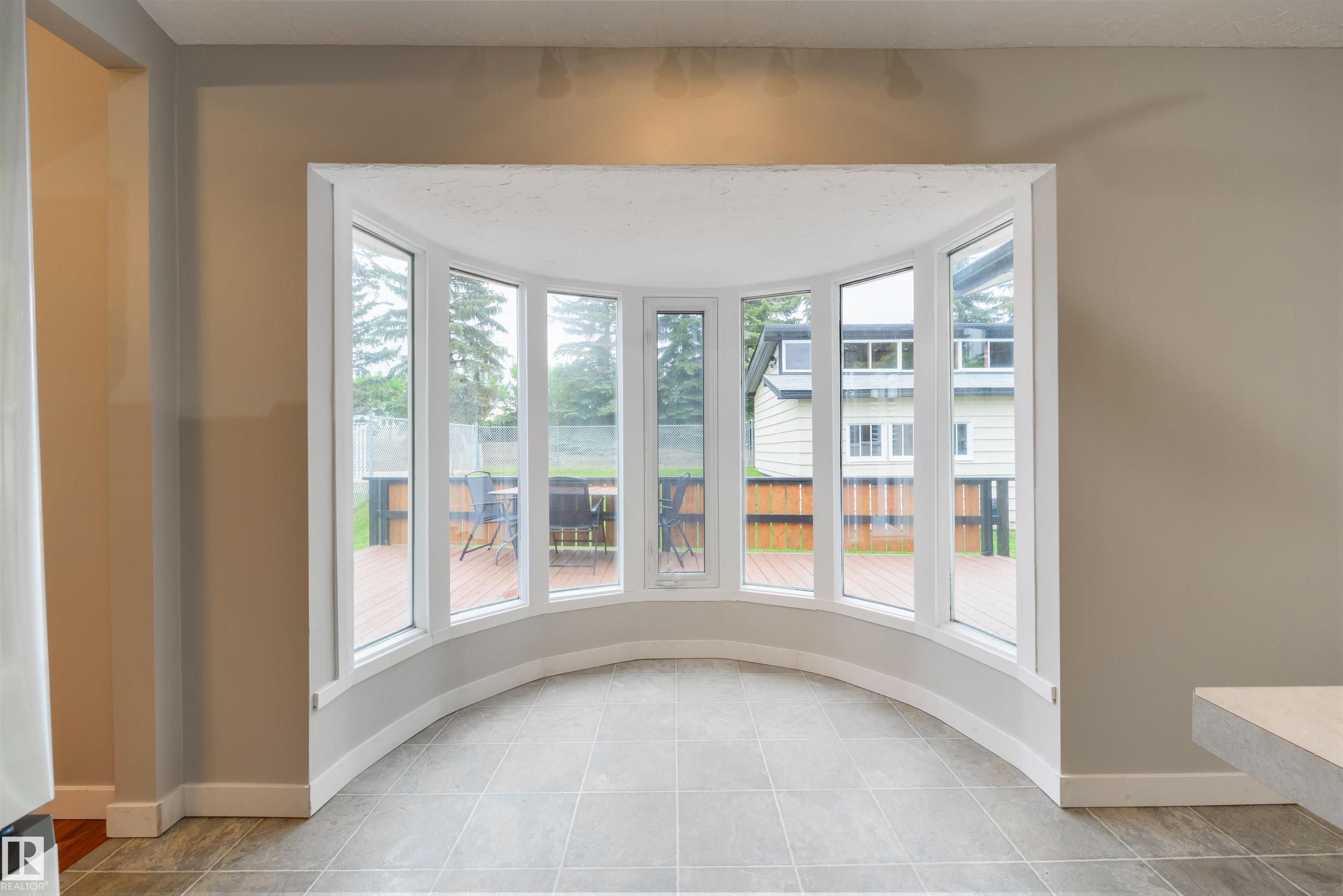 Photo 14 at 3 Benton Street, Brookwood, Spruce Grove