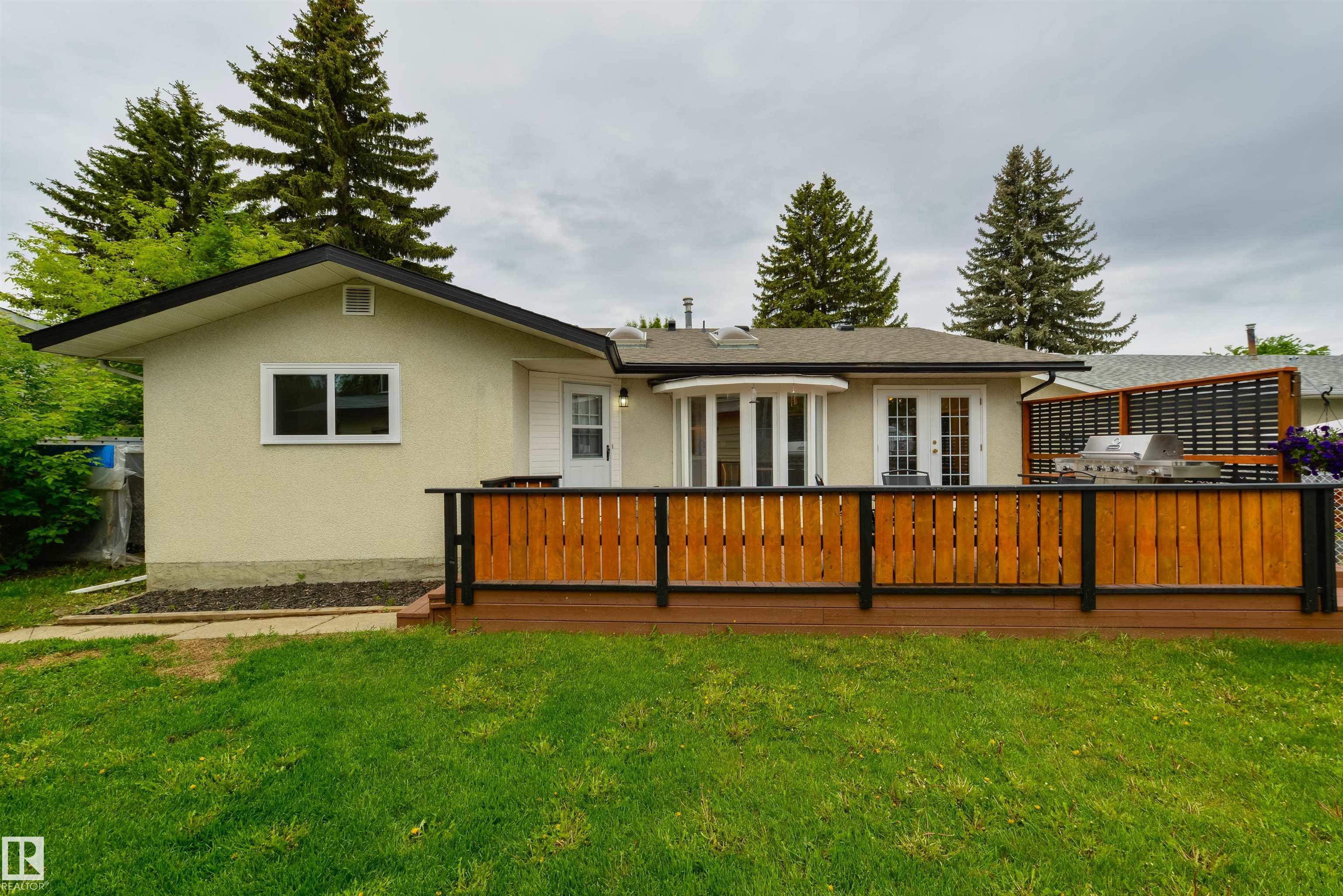 Photo 40 at 3 Benton Street, Brookwood, Spruce Grove