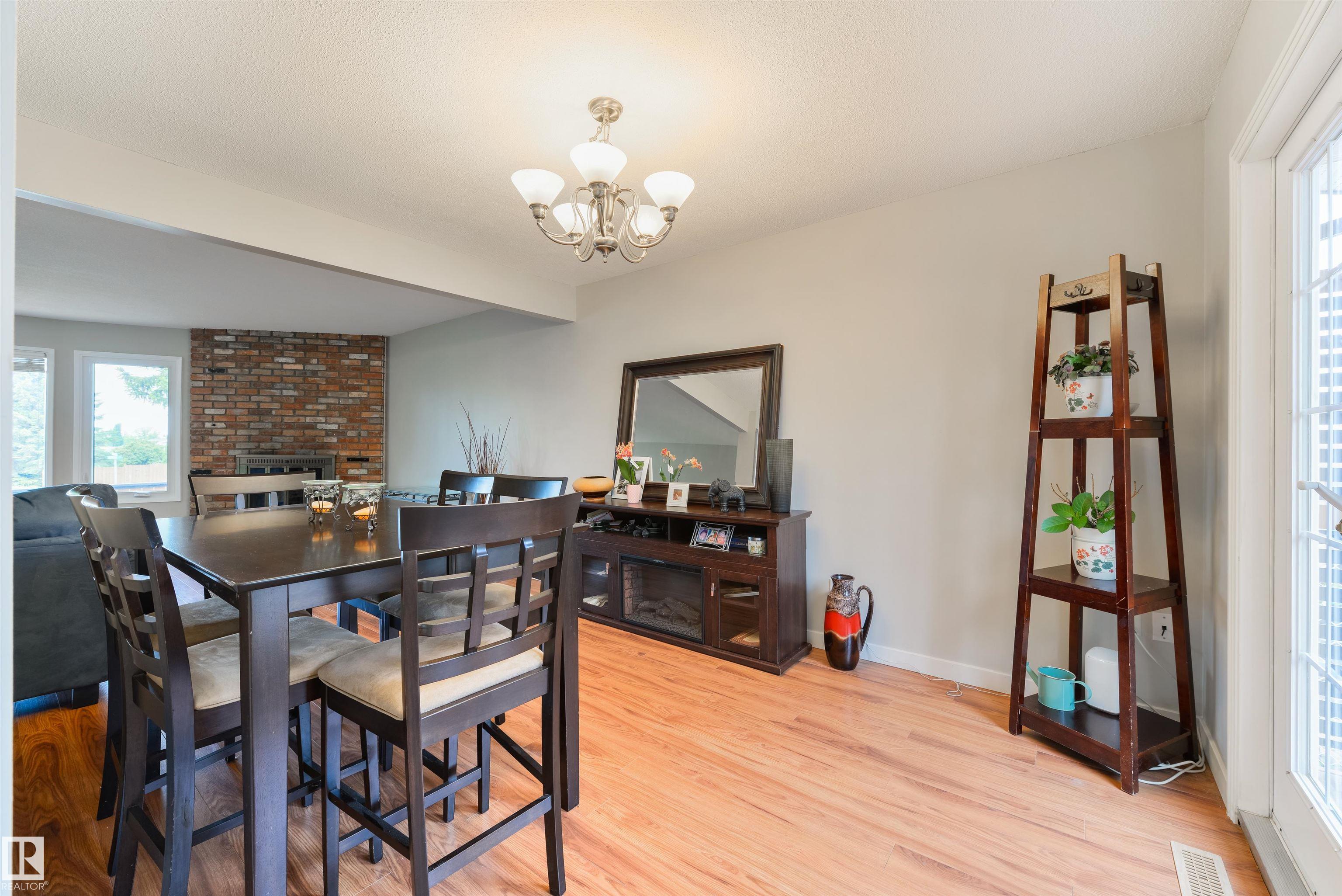 Photo 9 at 3 Benton Street, Brookwood, Spruce Grove