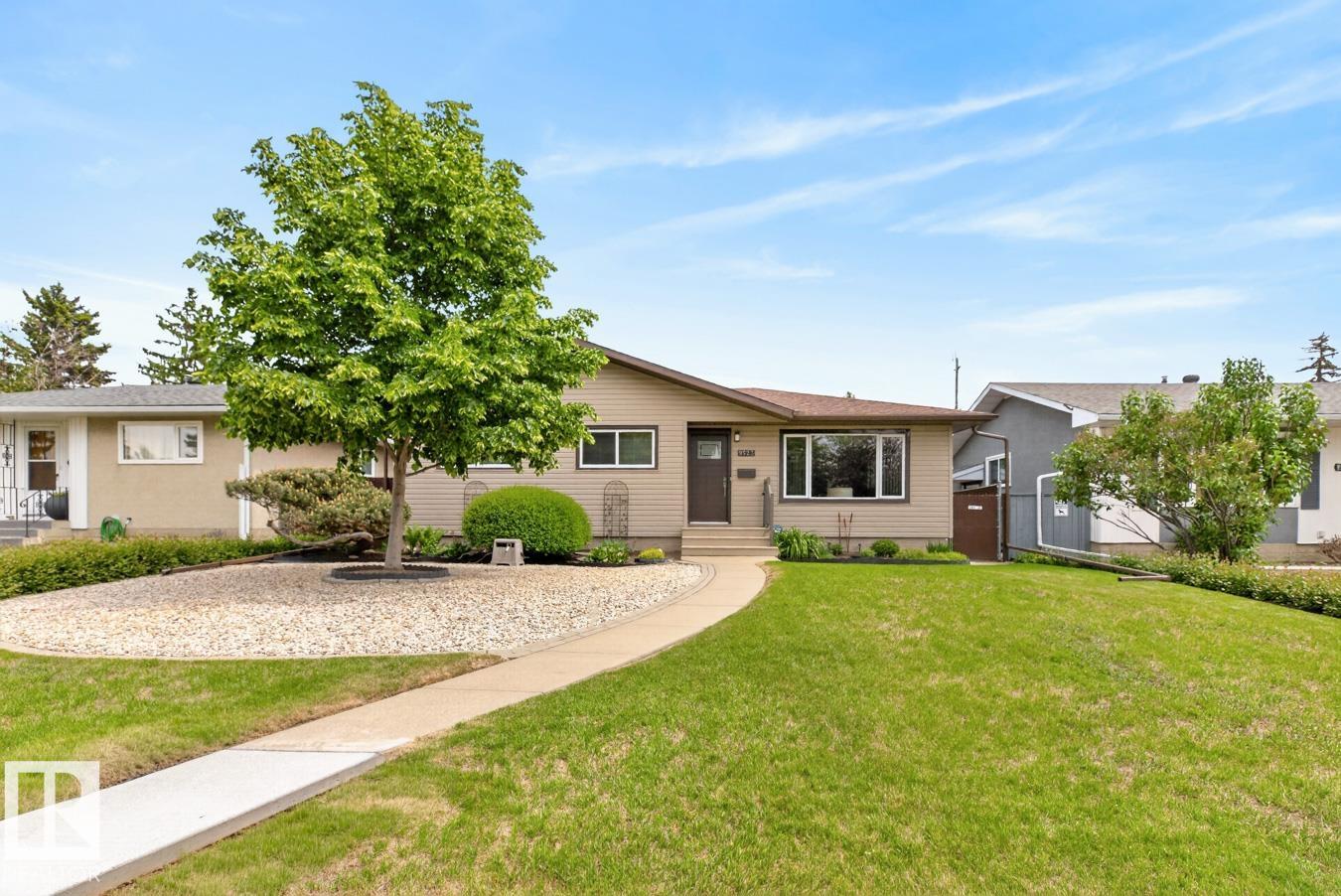 9523 52 Street NW, Ottewell, Edmonton