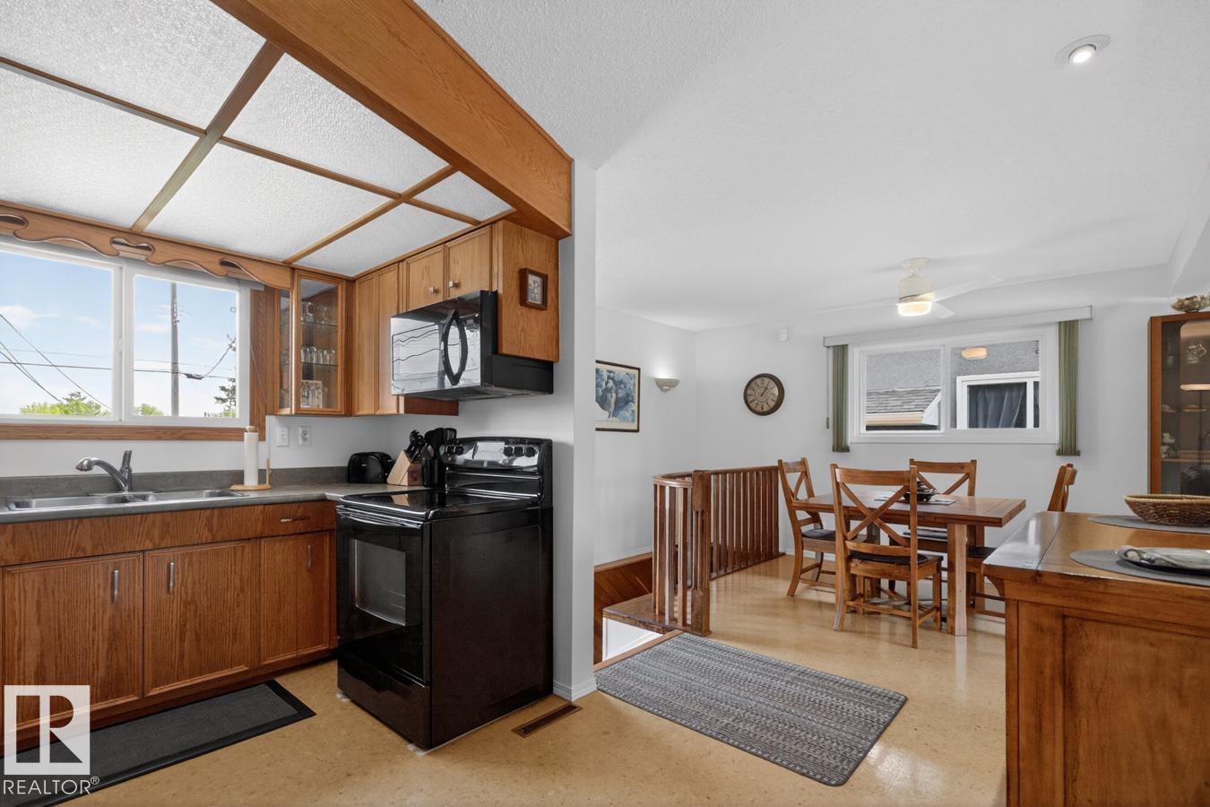 Photo 7 at 9523 52 Street NW, Ottewell, Edmonton