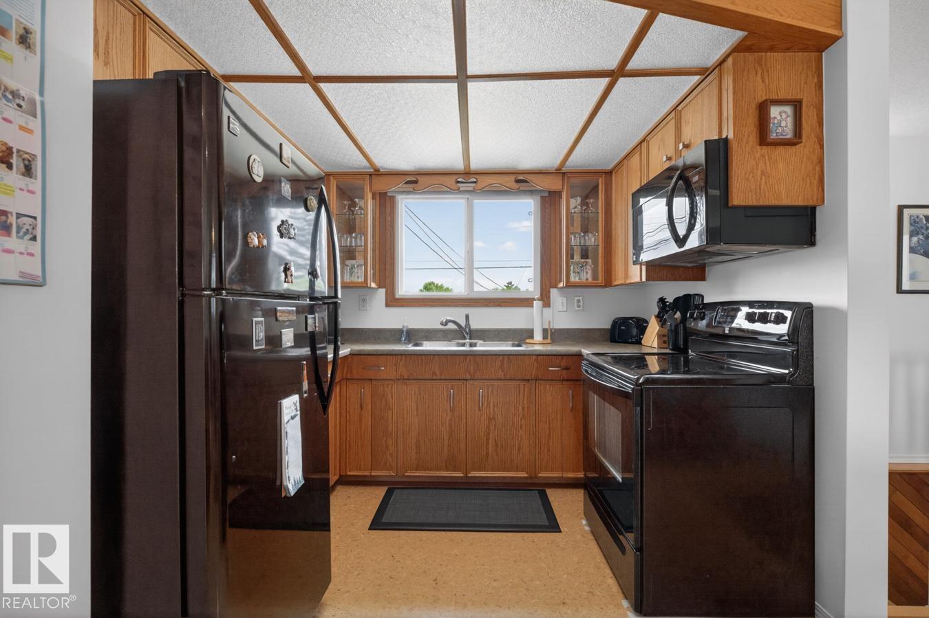 Photo 8 at 9523 52 Street NW, Ottewell, Edmonton