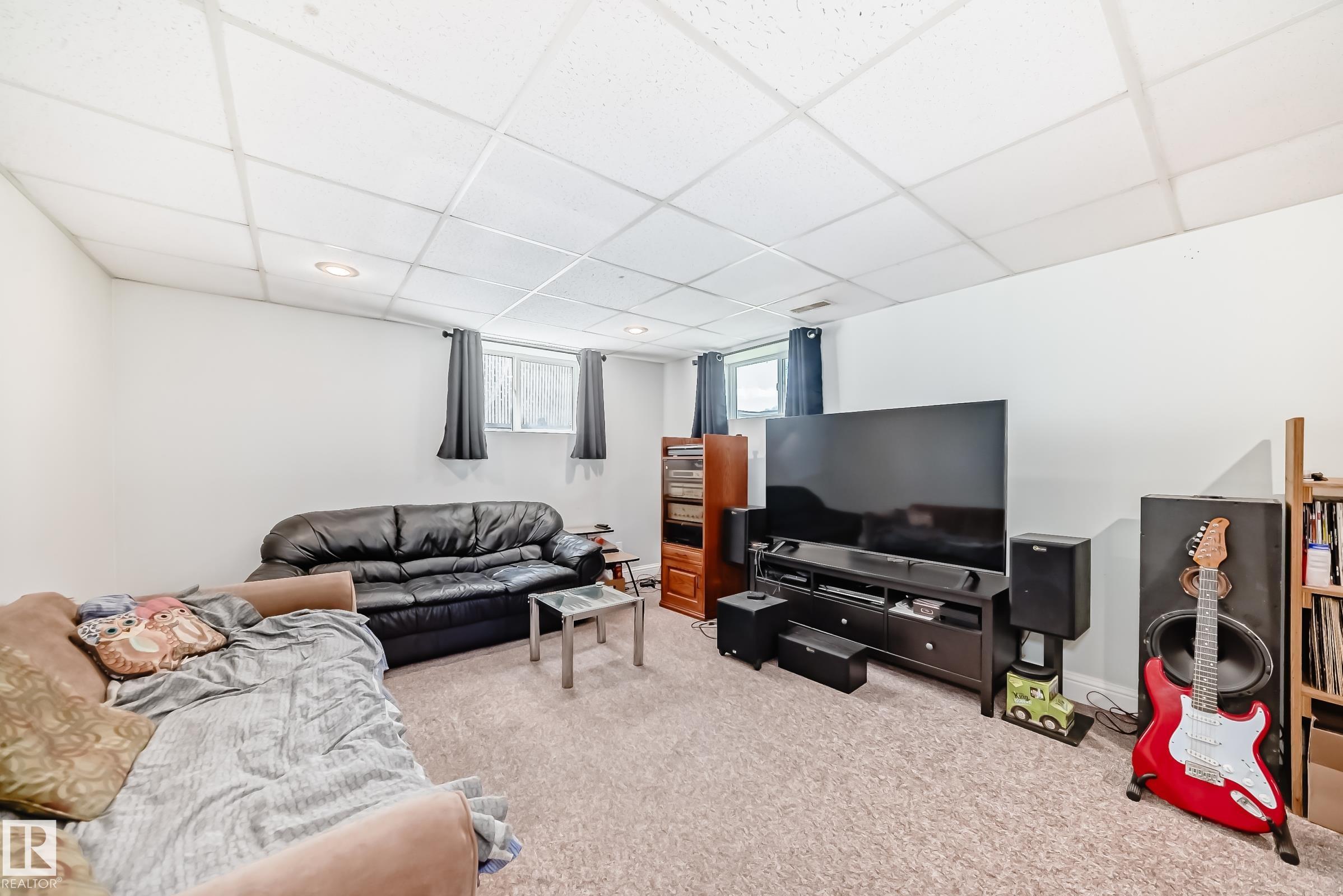 Photo 30 at 12137 44 Street NW, Beacon Heights, Edmonton