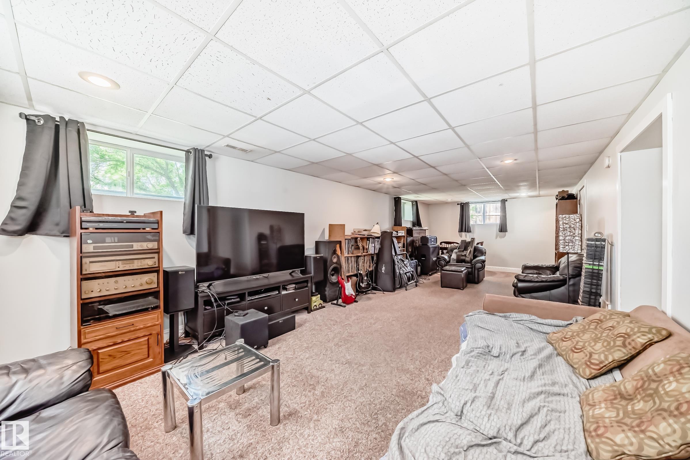 Photo 31 at 12137 44 Street NW, Beacon Heights, Edmonton