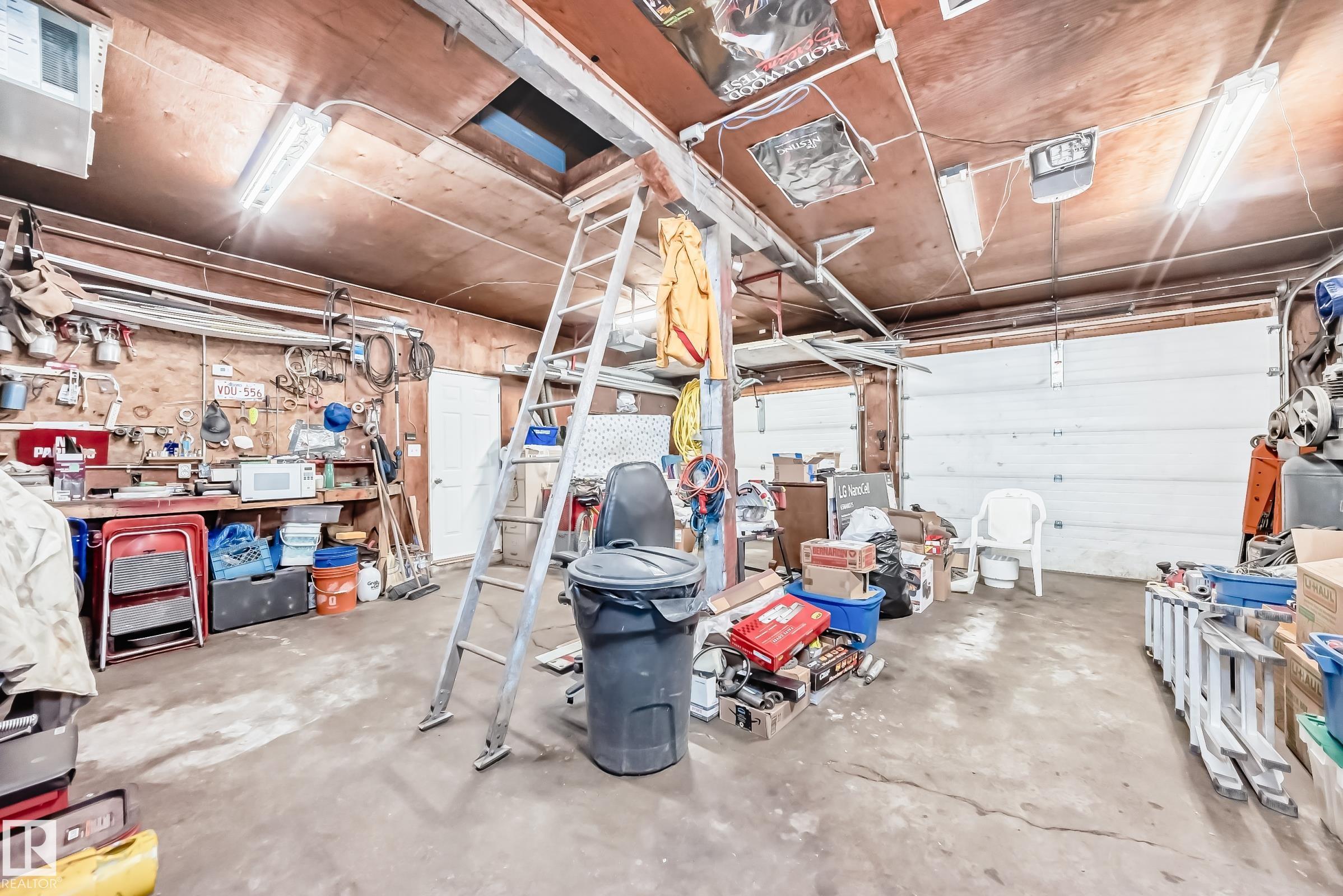 Photo 41 at 12137 44 Street NW, Beacon Heights, Edmonton