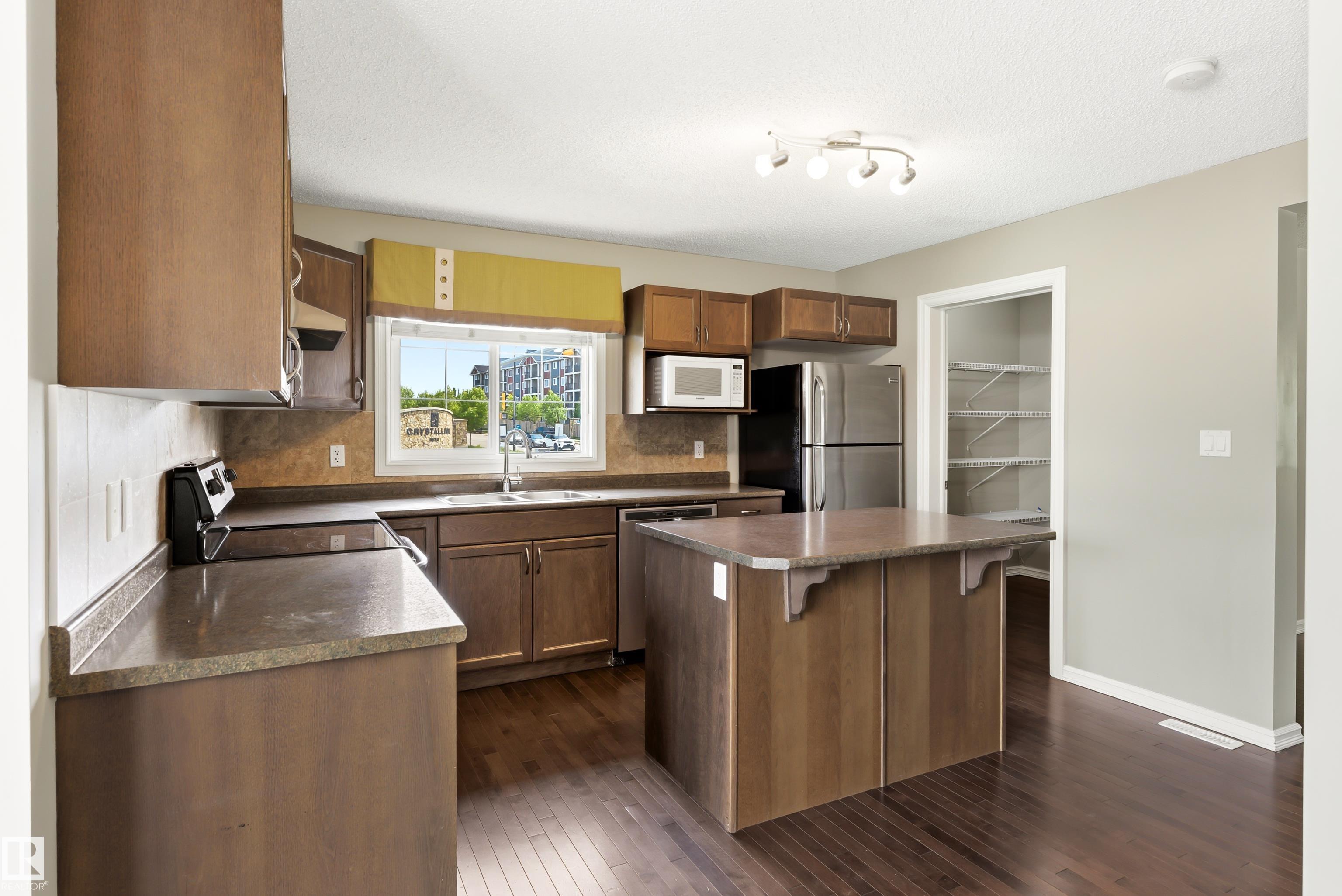 Photo 13 at 8204 180 Avenue NW, Klarvatten, Edmonton