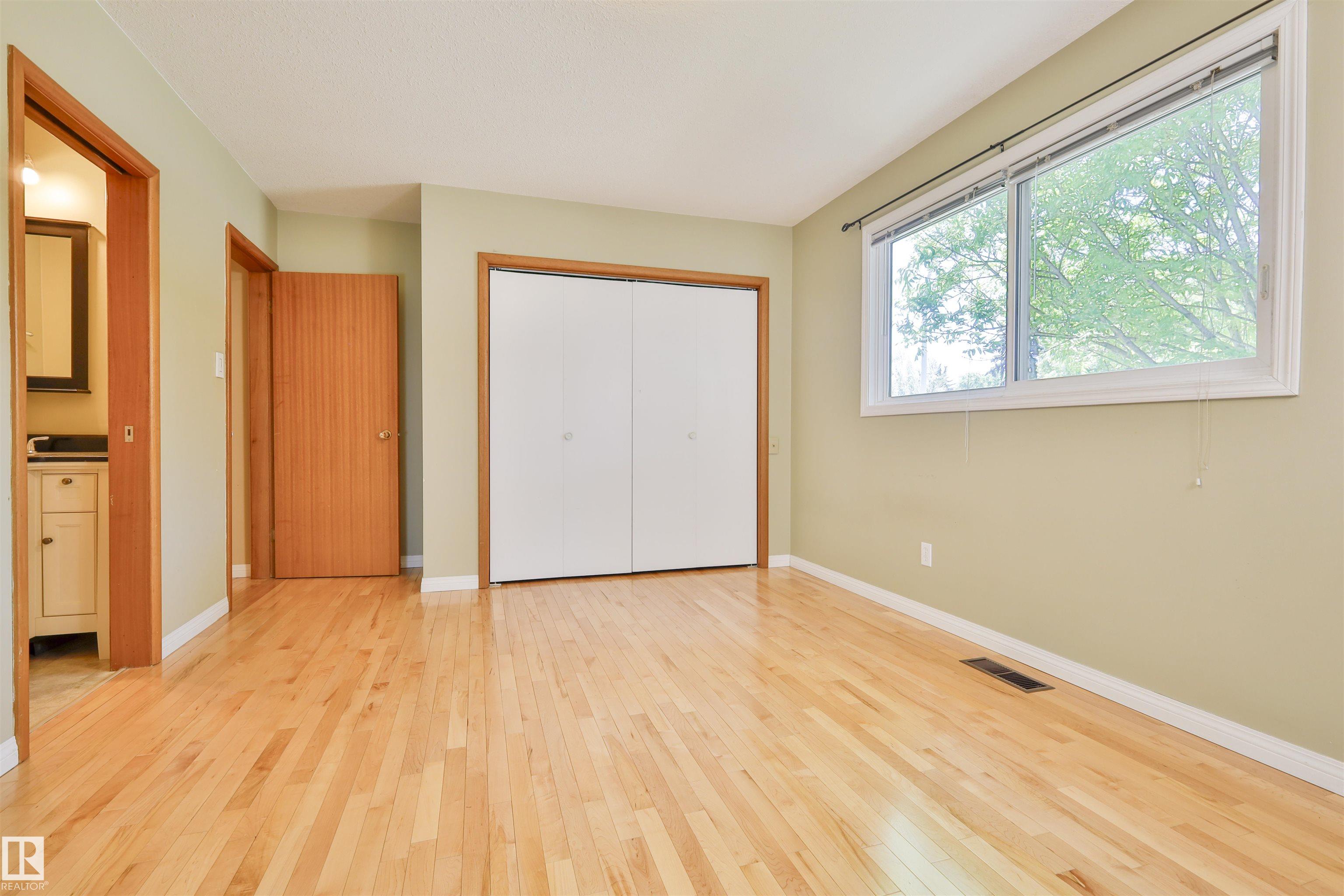 Photo 23 at 4015 120 Street NW, Aspen Gardens, Edmonton