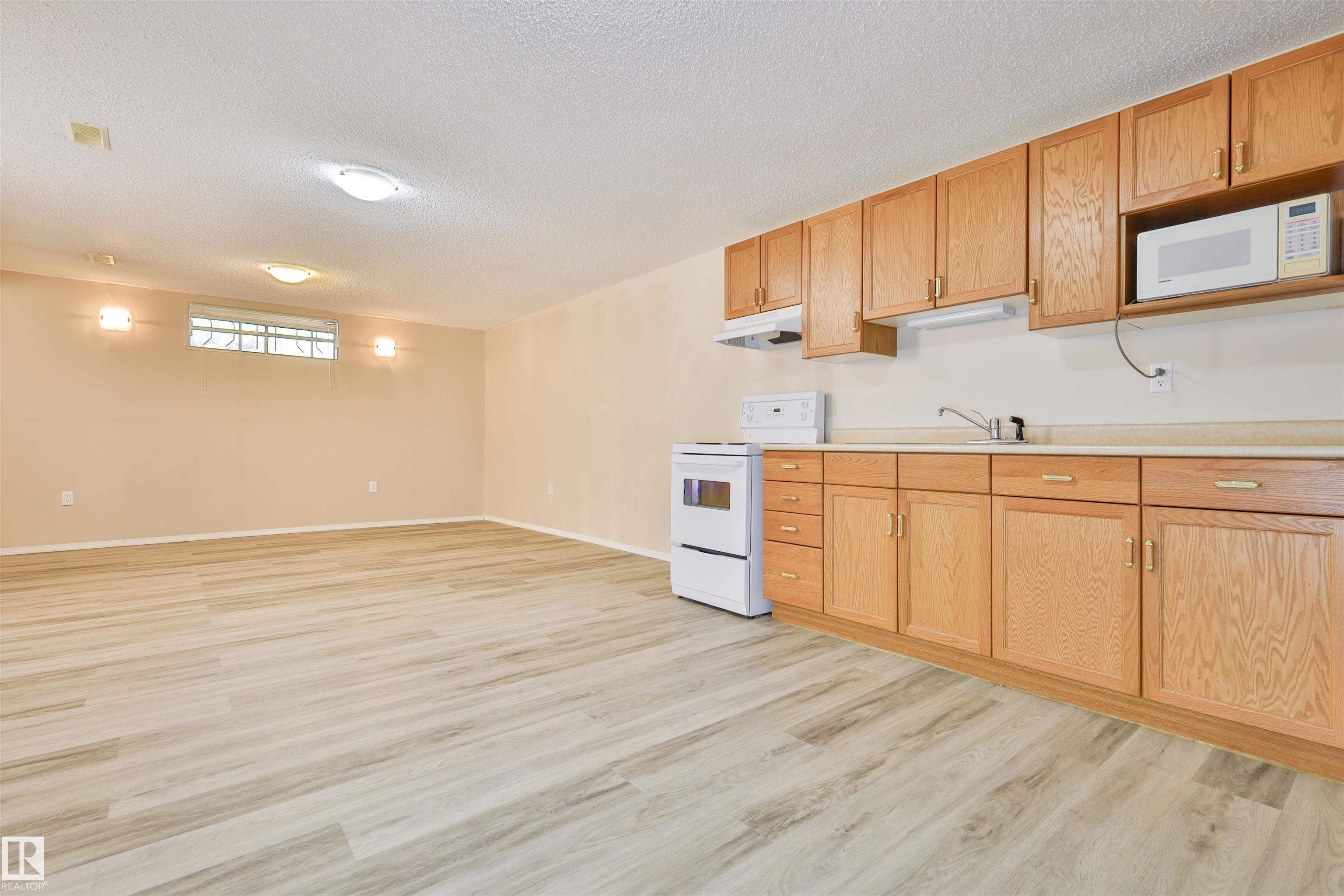 Photo 28 at 4015 120 Street NW, Aspen Gardens, Edmonton
