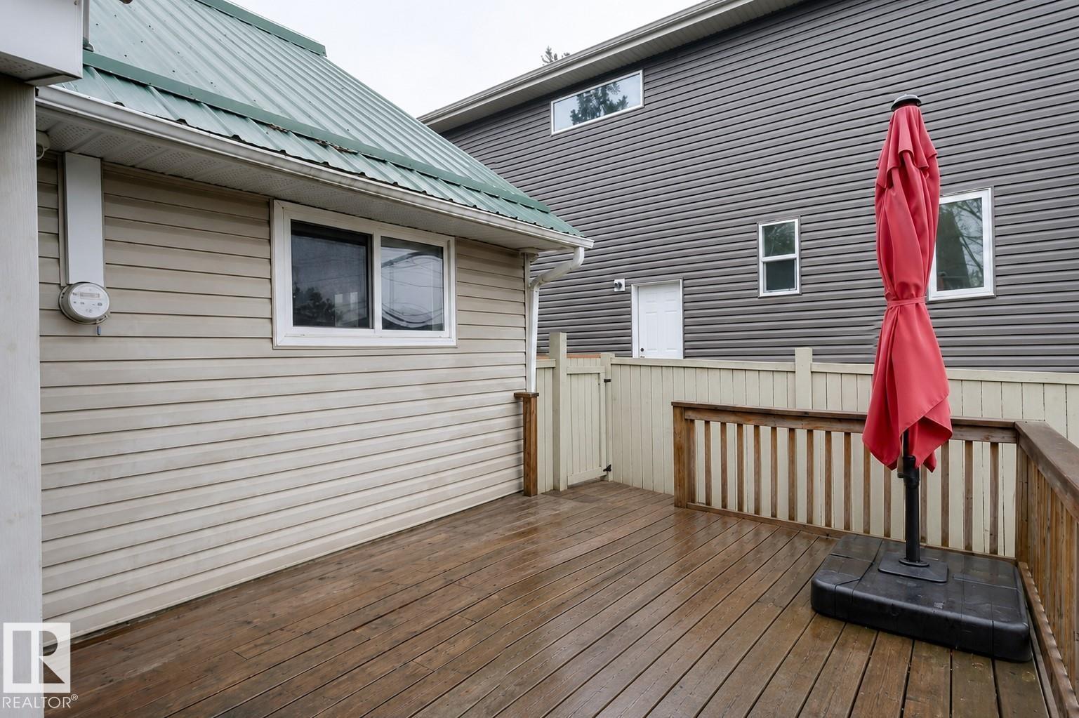 Photo 18 at 10344 162 Street NW, Britannia Youngstown, Edmonton