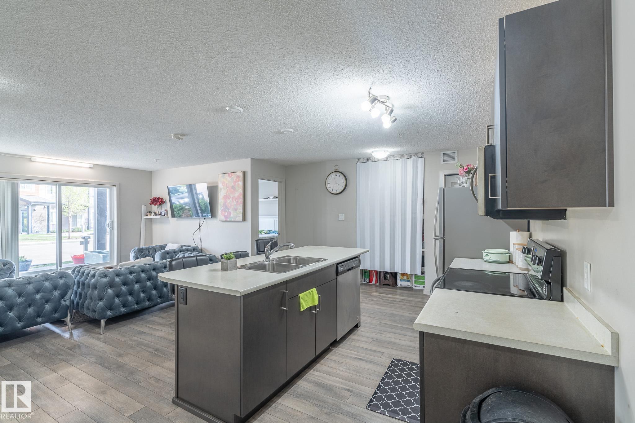 Photo 12 at 107 - 142 Ebbers Boulevard NW, Ebbers, Edmonton
