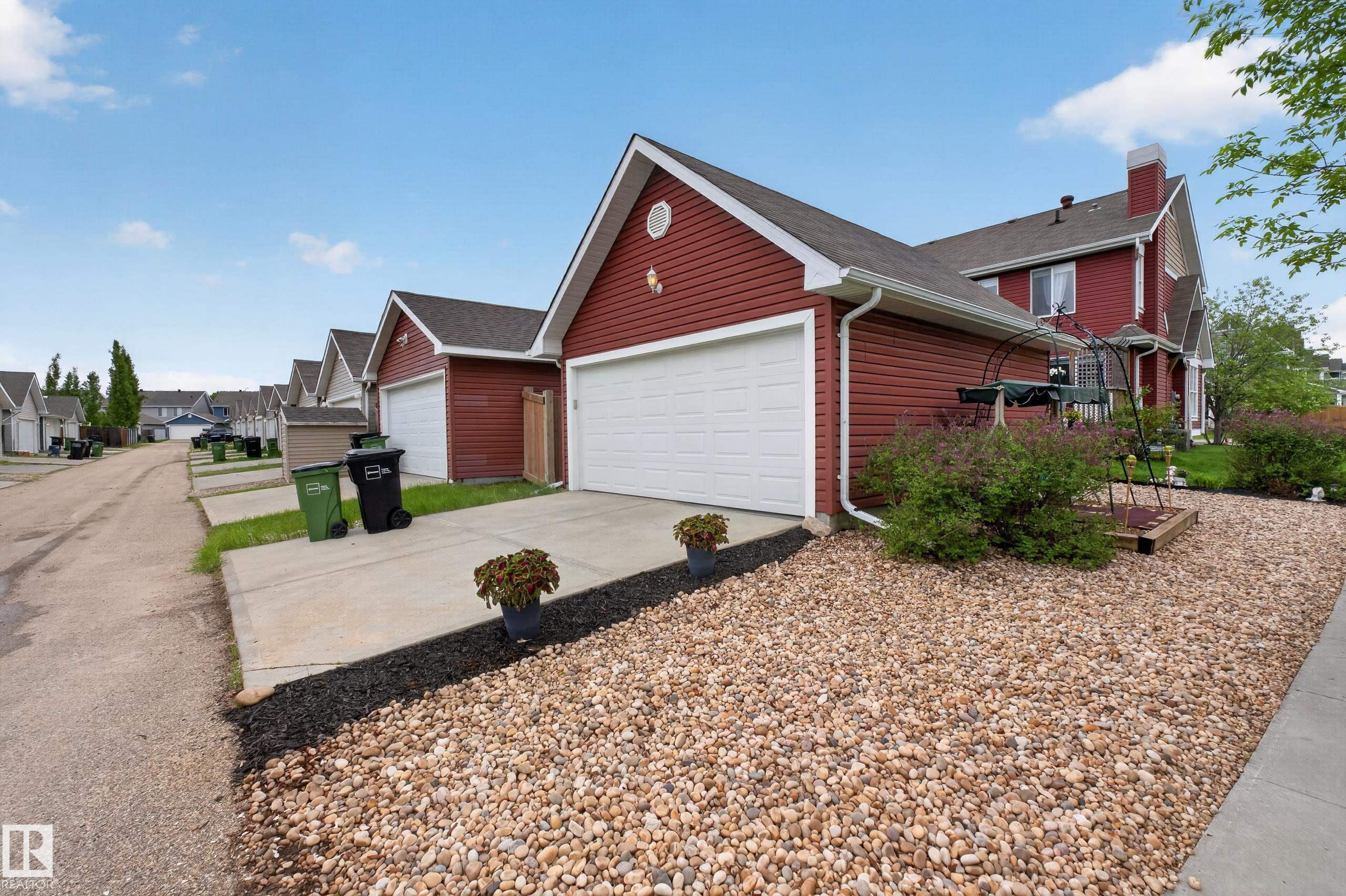 Photo 29 at 7318 22 Avenue SW, Summerside, Edmonton