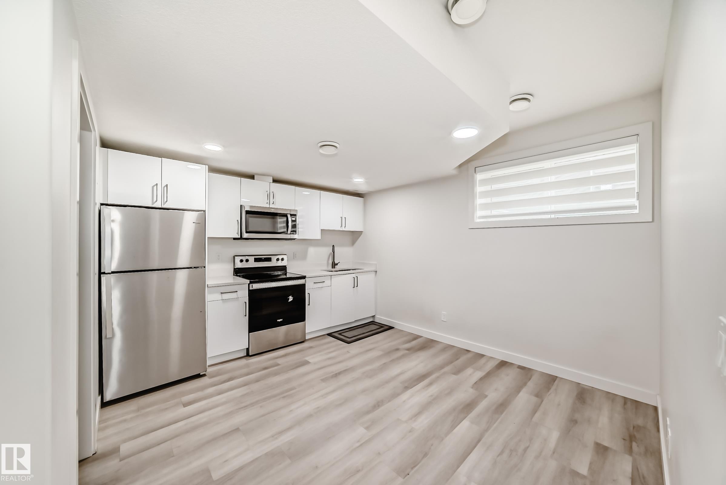 Photo 34 at 9020 183 Avenue NW, Klarvatten, Edmonton
