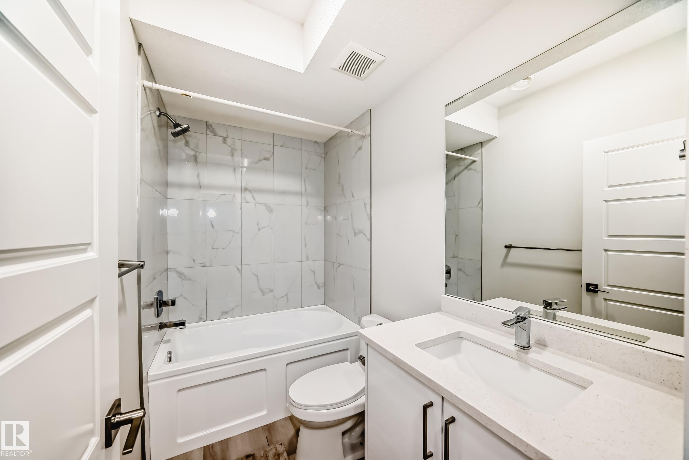 Photo 40 at 9020 183 Avenue NW, Klarvatten, Edmonton