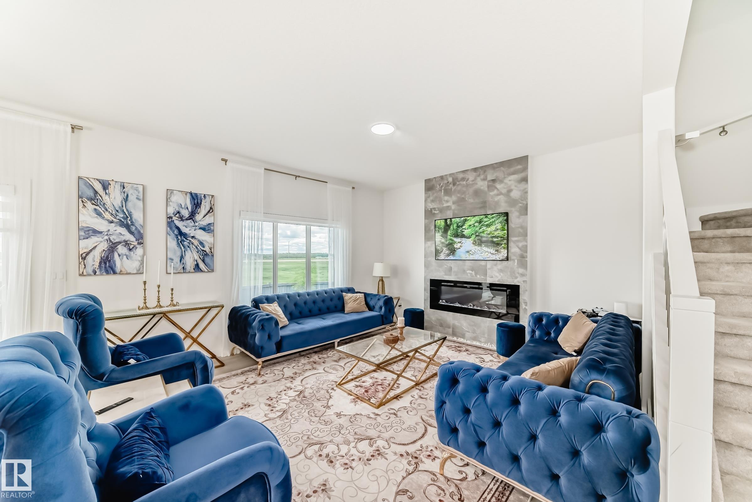 Photo 10 at 9020 183 Avenue NW, Klarvatten, Edmonton