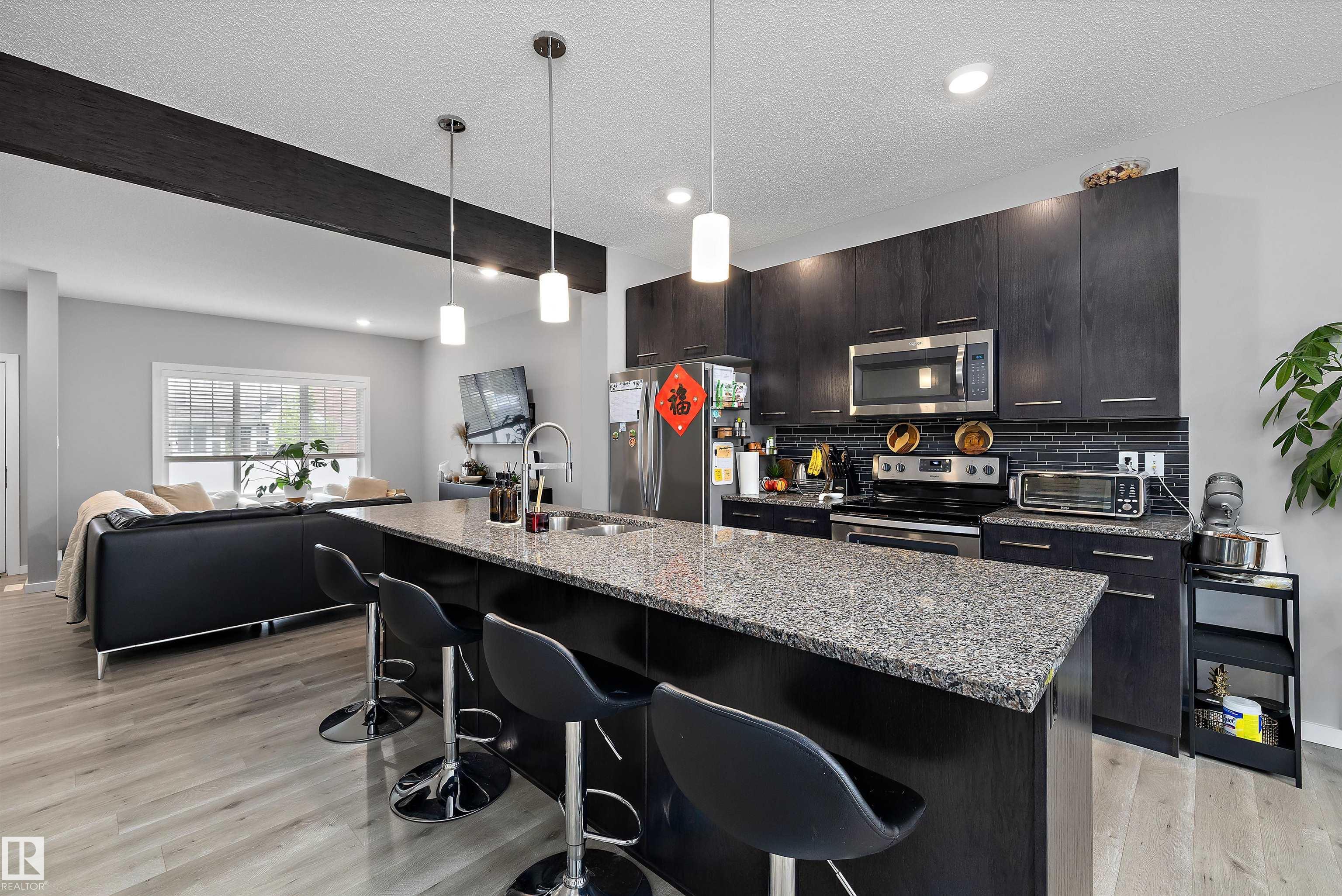 Photo 12 at 15927 13 Avenue SW, Glenridding Heights, Edmonton