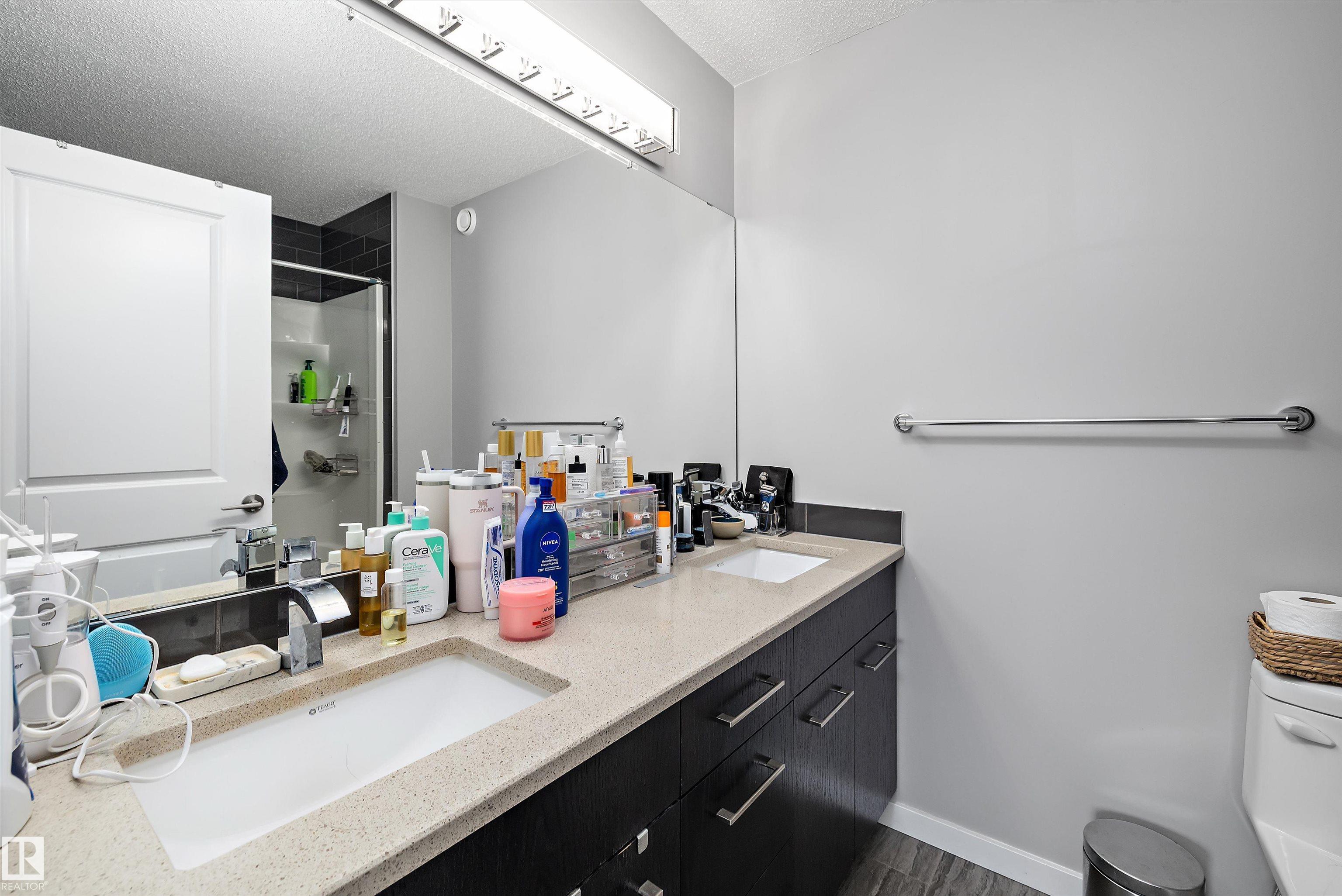 Photo 20 at 15927 13 Avenue SW, Glenridding Heights, Edmonton