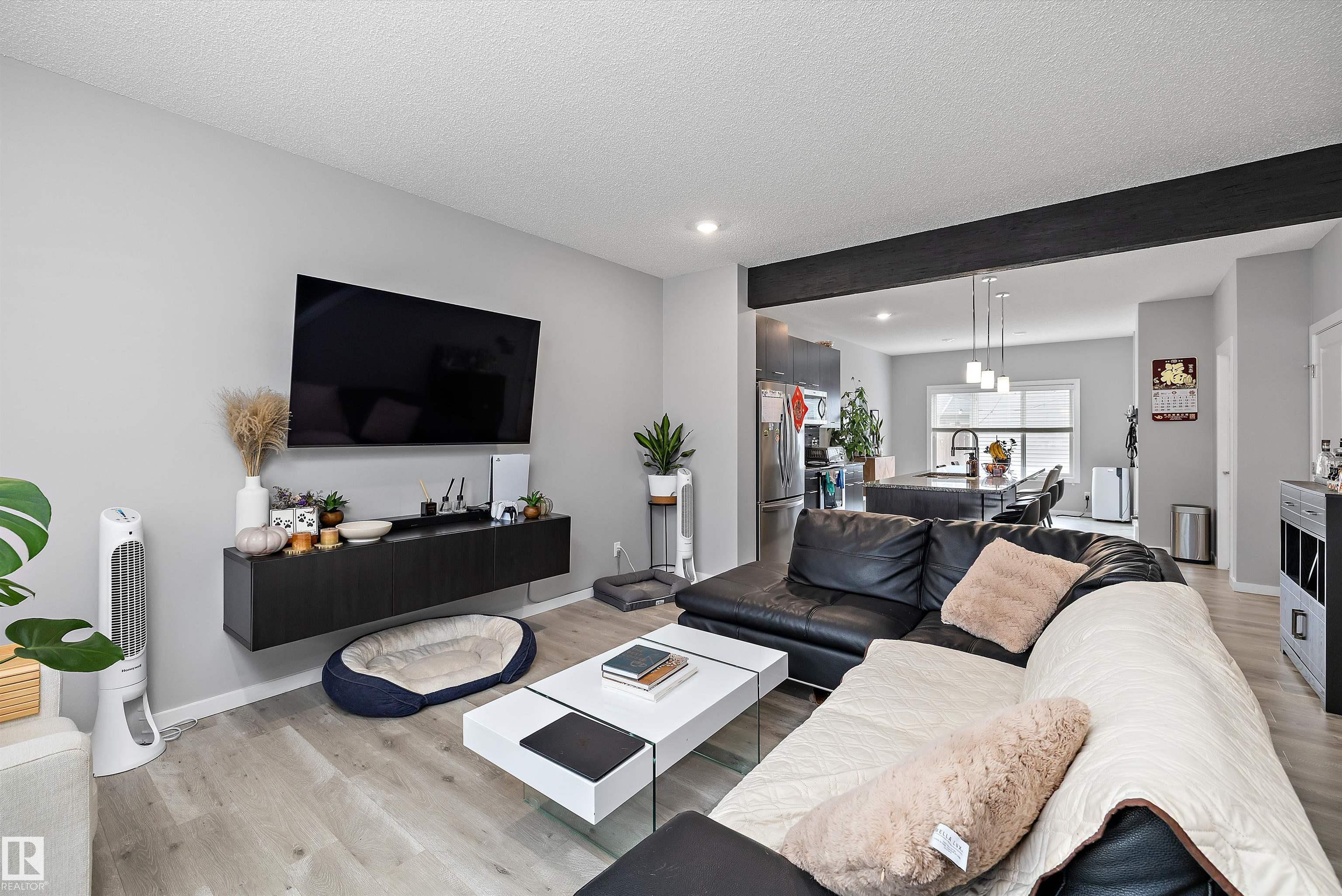 Photo 7 at 15927 13 Avenue SW, Glenridding Heights, Edmonton