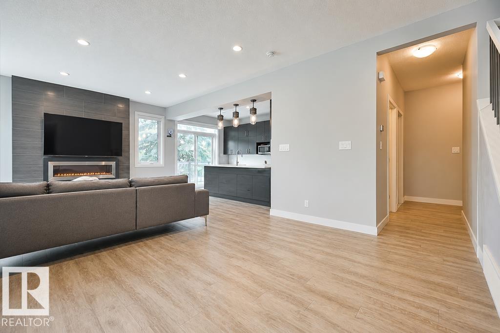 7202/7204 98 Street NW, Ritchie, Edmonton