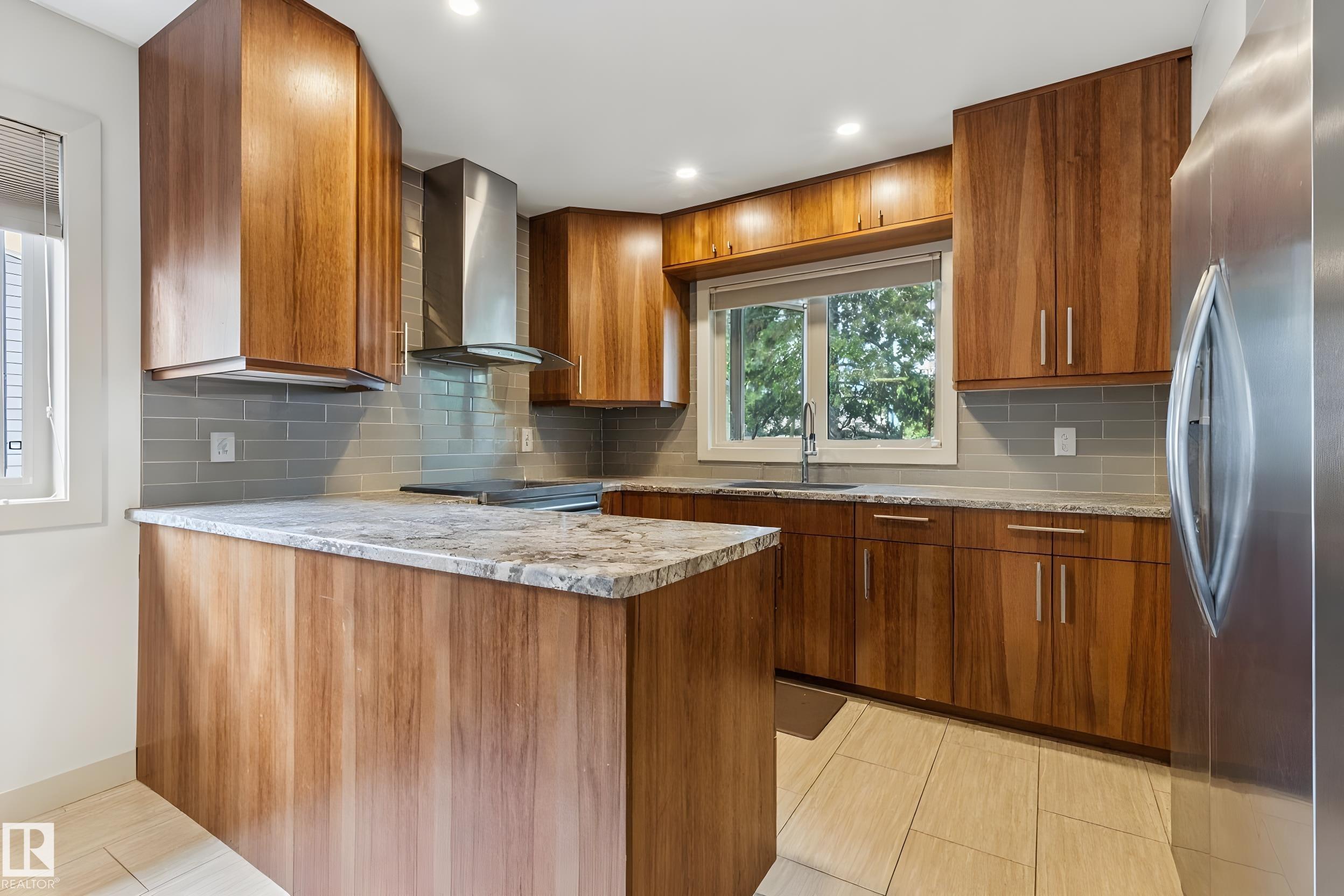 Photo 6 at 12929/31 103 Street NW, Lauderdale, Edmonton