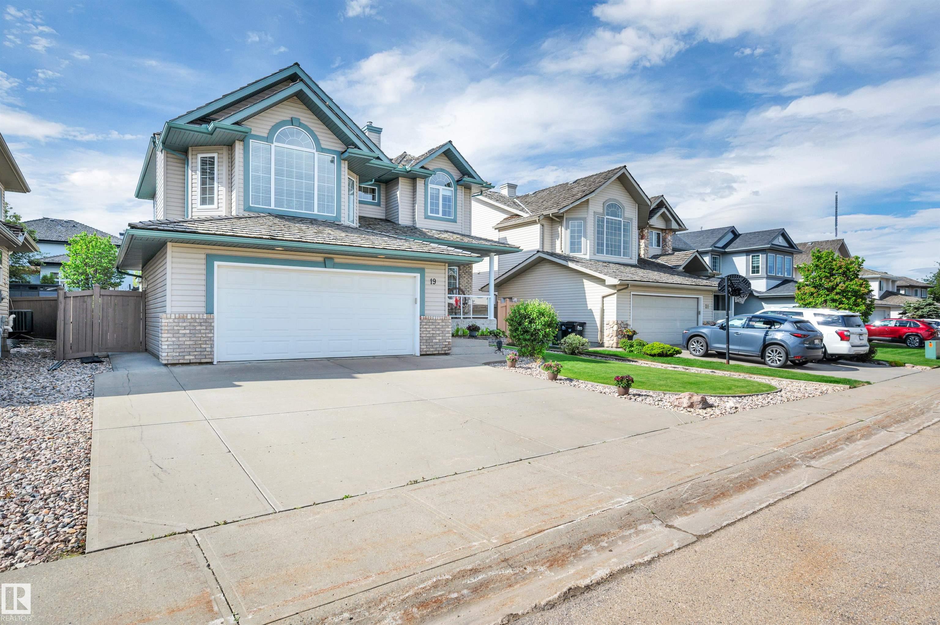19 Nottingham Bay, Nottingham, Sherwood Park