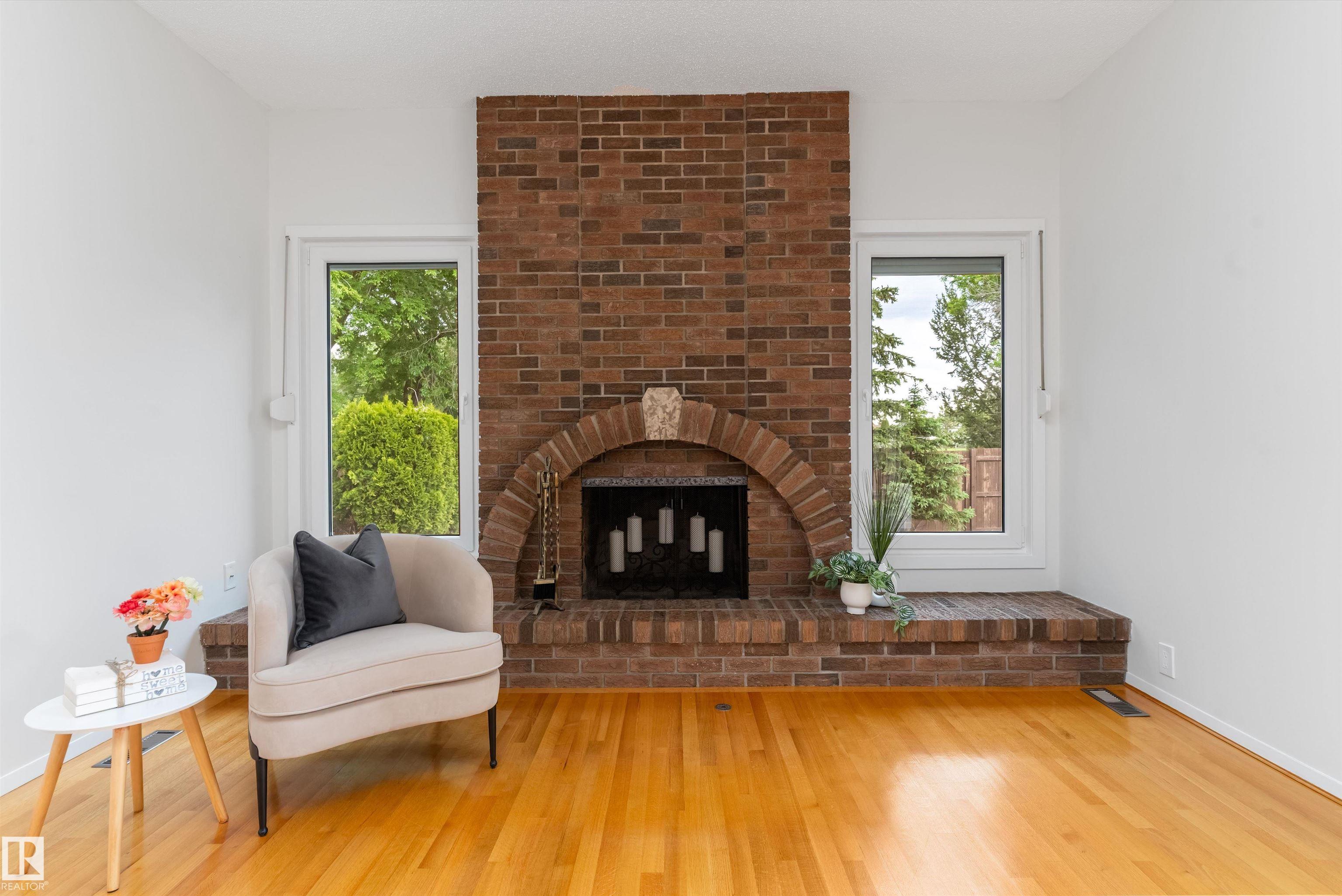 Photo 11 at 115 Harrison Drive NW, Homesteader, Edmonton