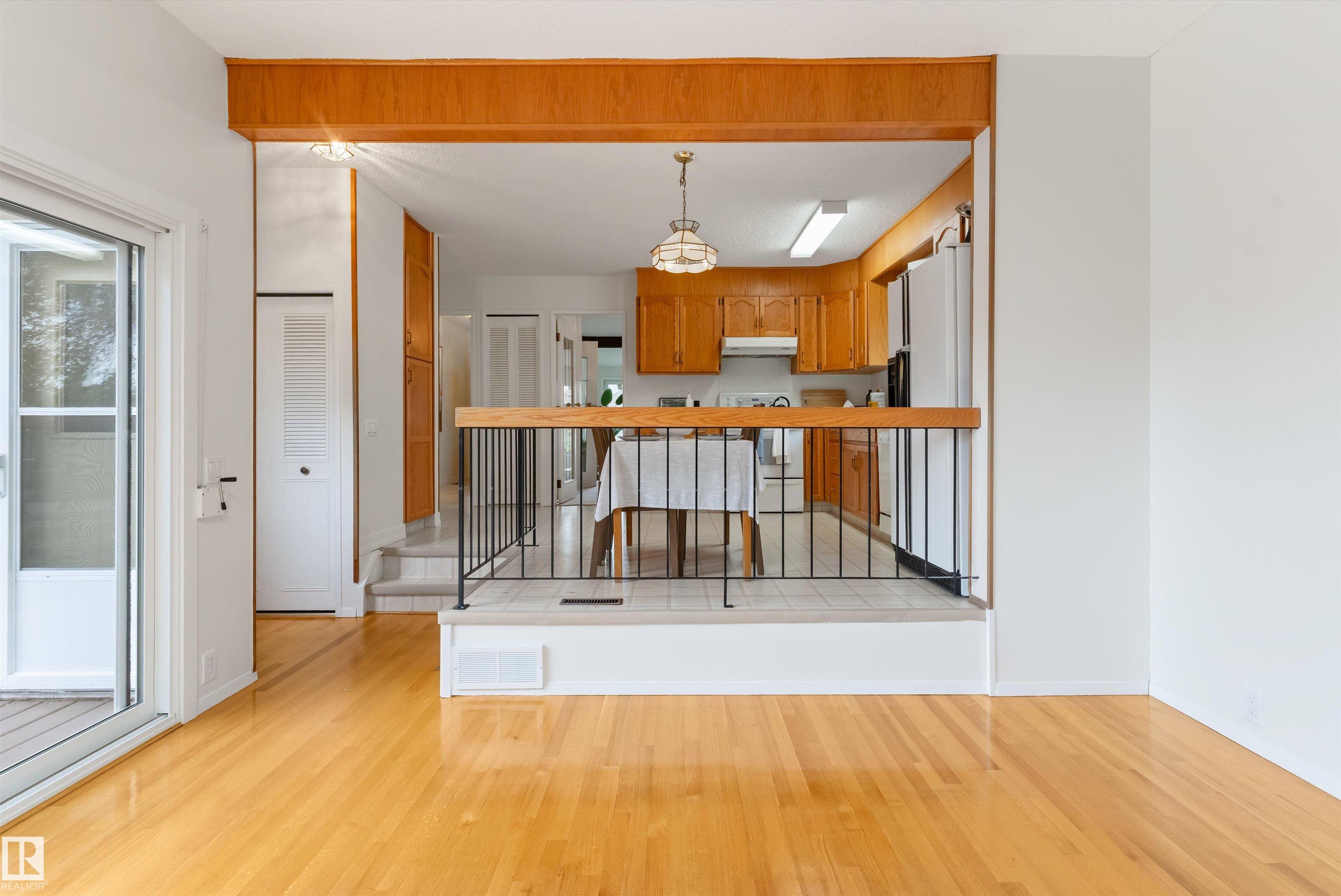 Photo 13 at 115 Harrison Drive NW, Homesteader, Edmonton
