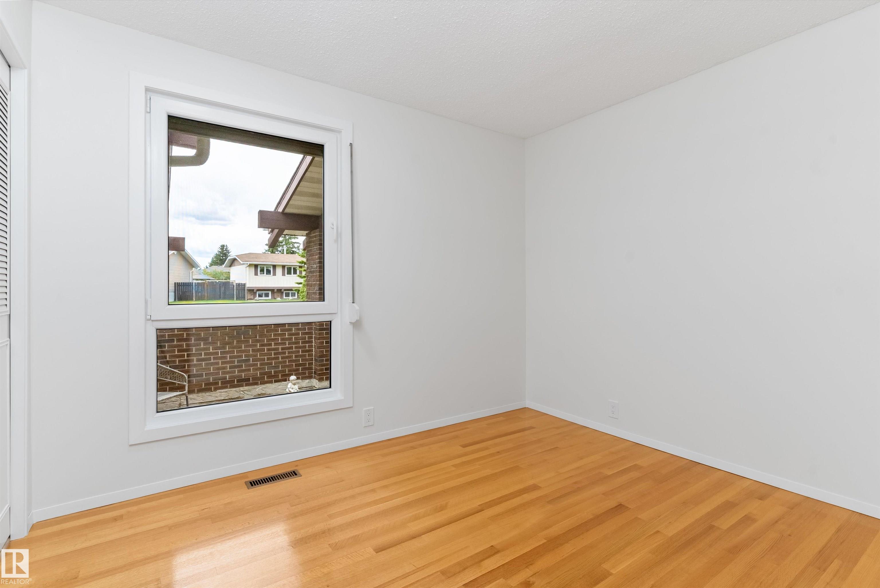 Photo 23 at 115 Harrison Drive NW, Homesteader, Edmonton
