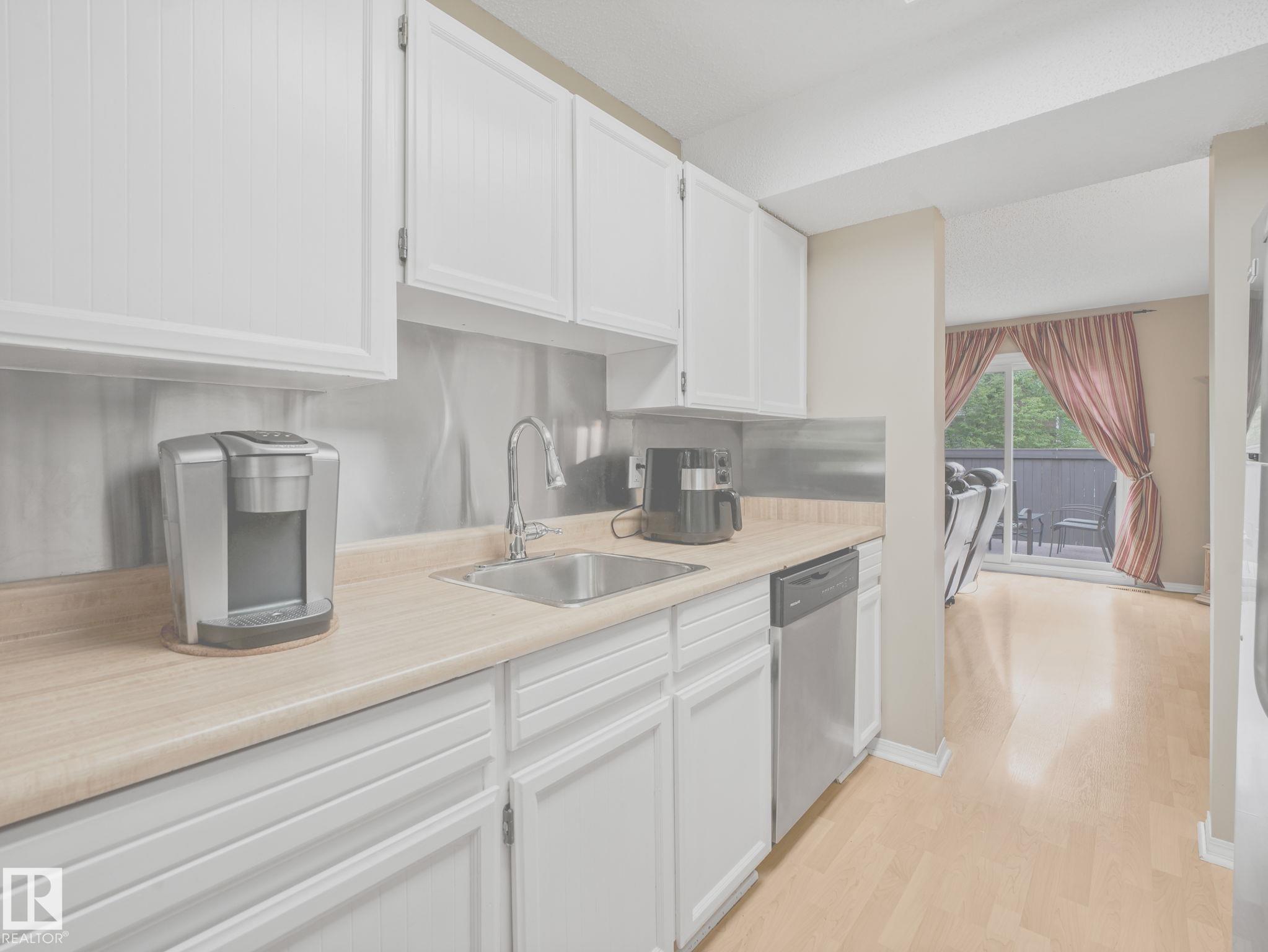 Photo 11 at 151 Tudor Lane NW, Sweet Grass, Edmonton