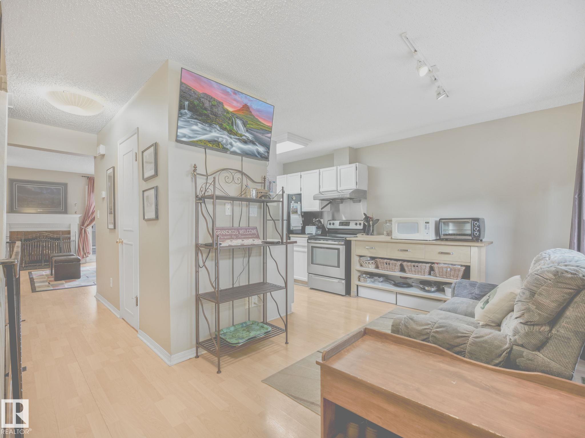 151 Tudor Lane NW, Sweet Grass, Edmonton