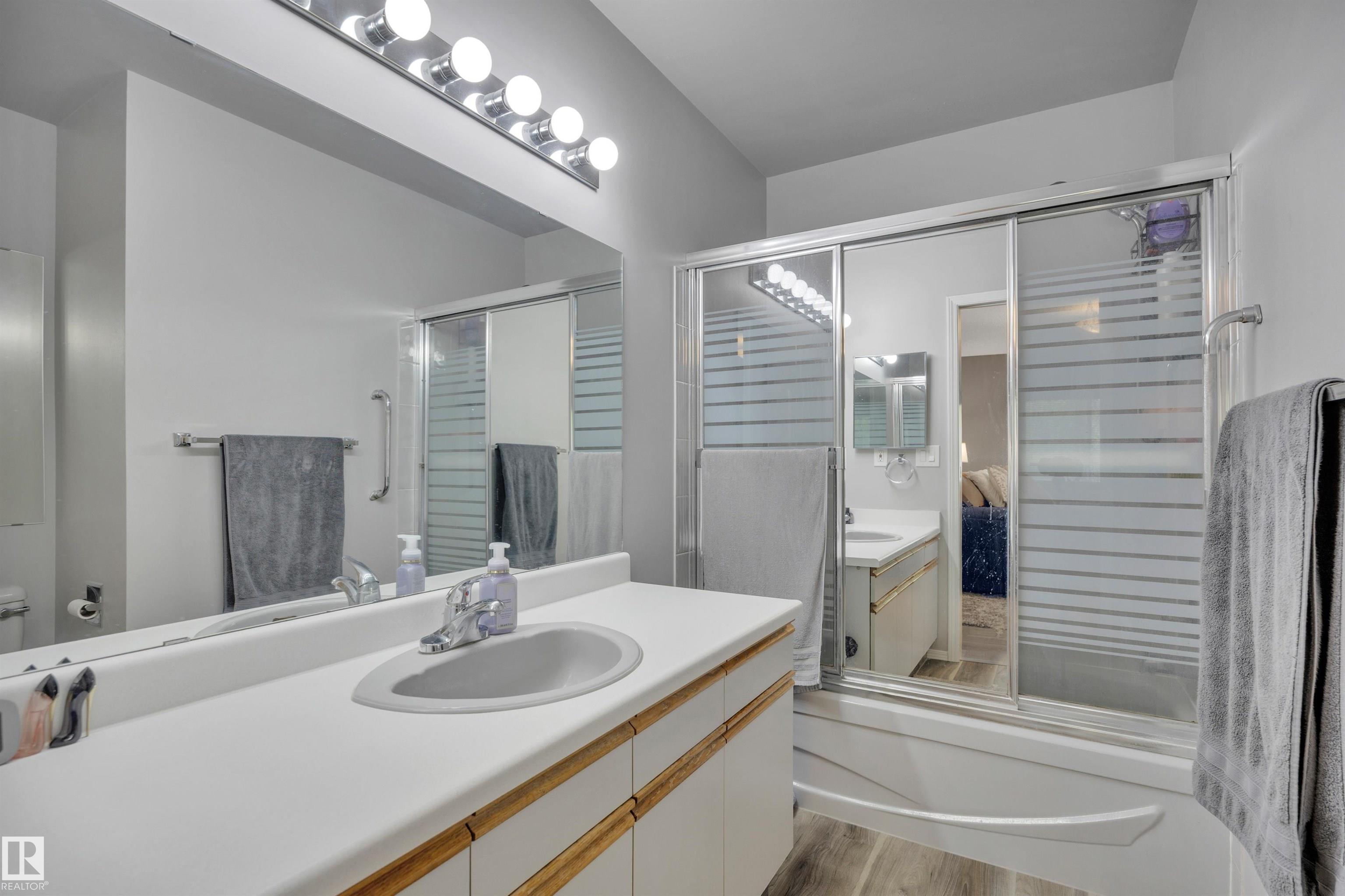 Photo 24 at 113 Oeming Road NW, Bulyea Heights, Edmonton