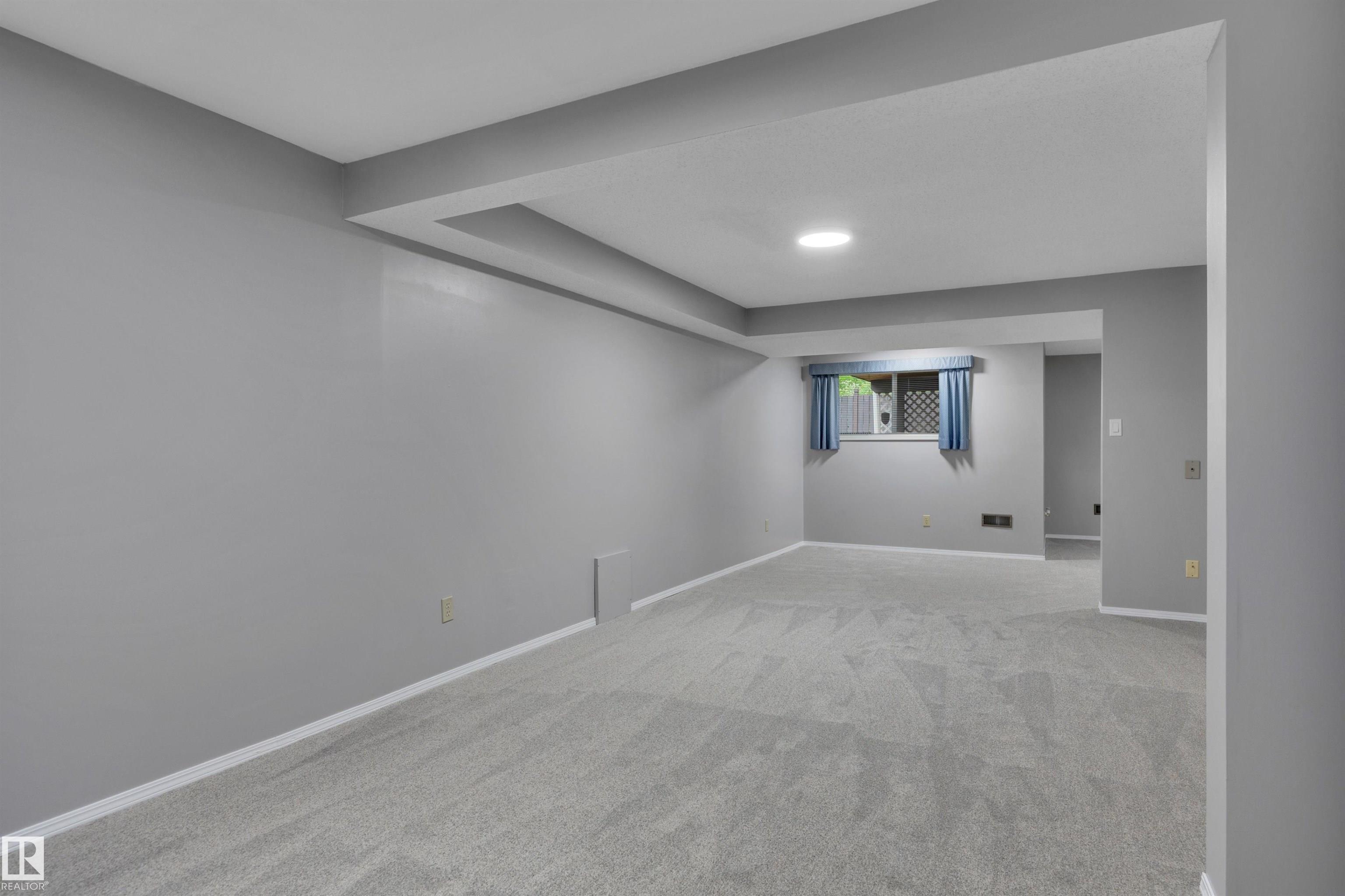 Photo 33 at 113 Oeming Road NW, Bulyea Heights, Edmonton