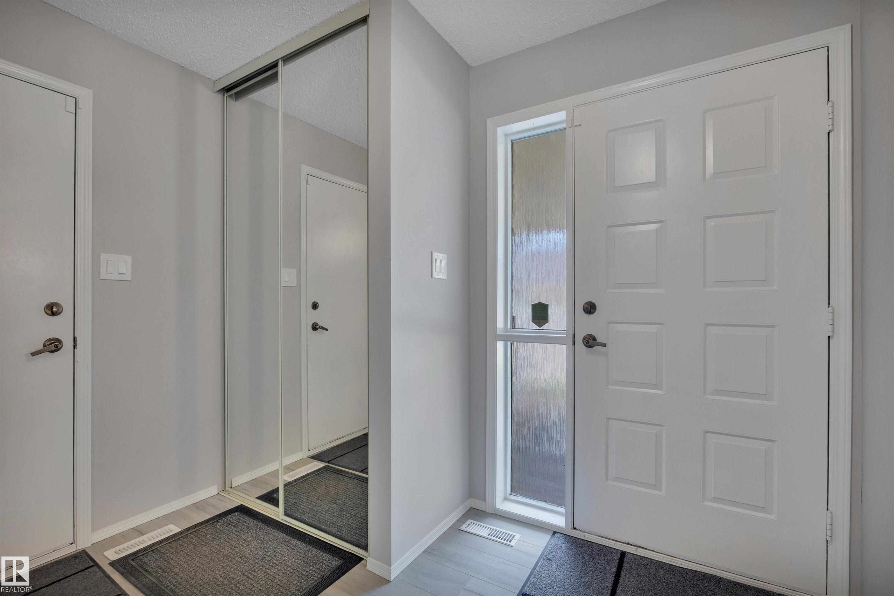 113 Oeming Road NW, Bulyea Heights, Edmonton