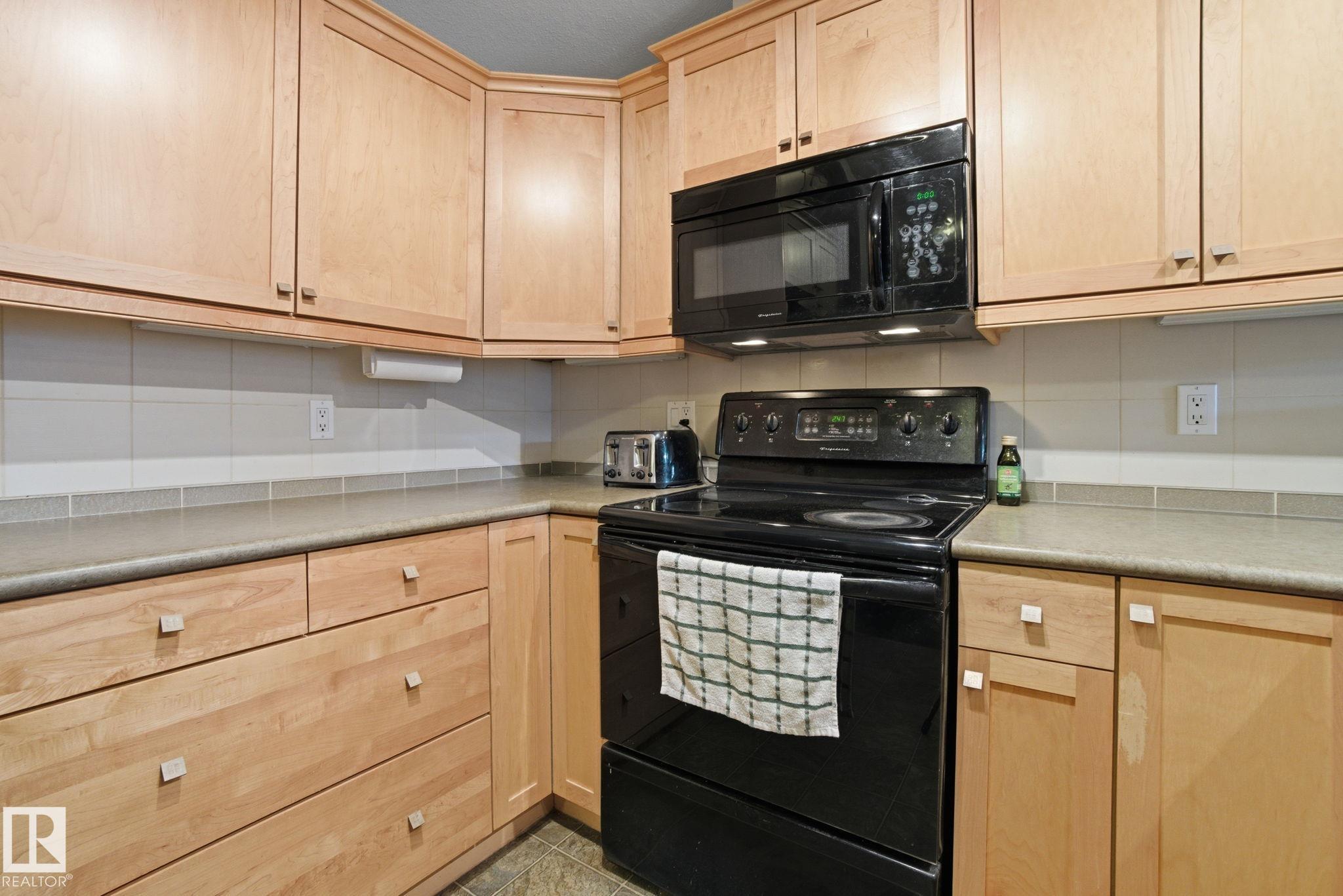 208 - 278 Suder Greens Drive NW, Suder Greens, Edmonton