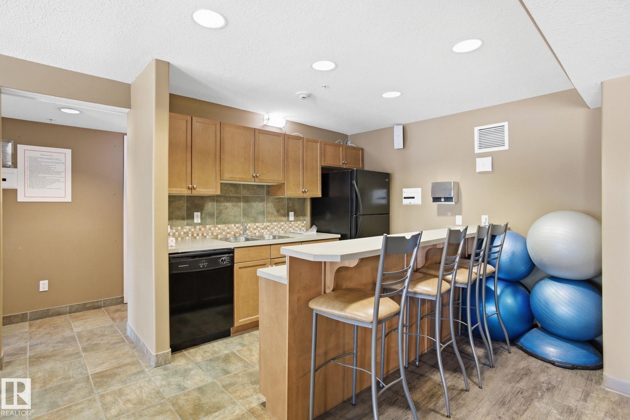 Photo 35 at 208 - 278 Suder Greens Drive NW, Suder Greens, Edmonton