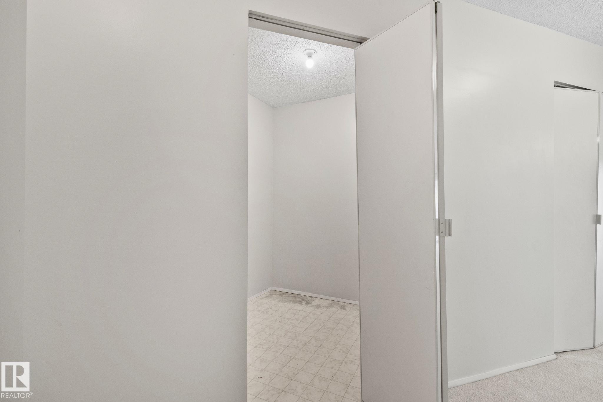 Photo 17 at 318 - 17109 67 Avenue NW, Callingwood South, Edmonton