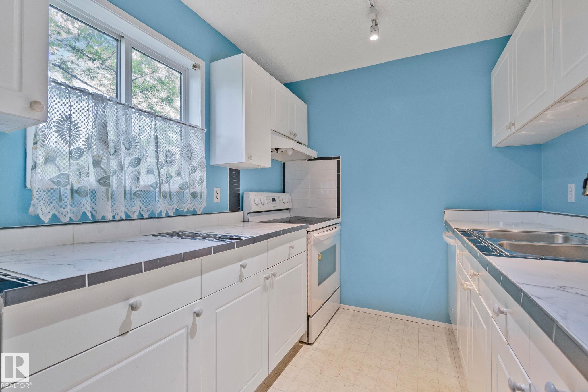 Photo 21 at 318 - 17109 67 Avenue NW, Callingwood South, Edmonton