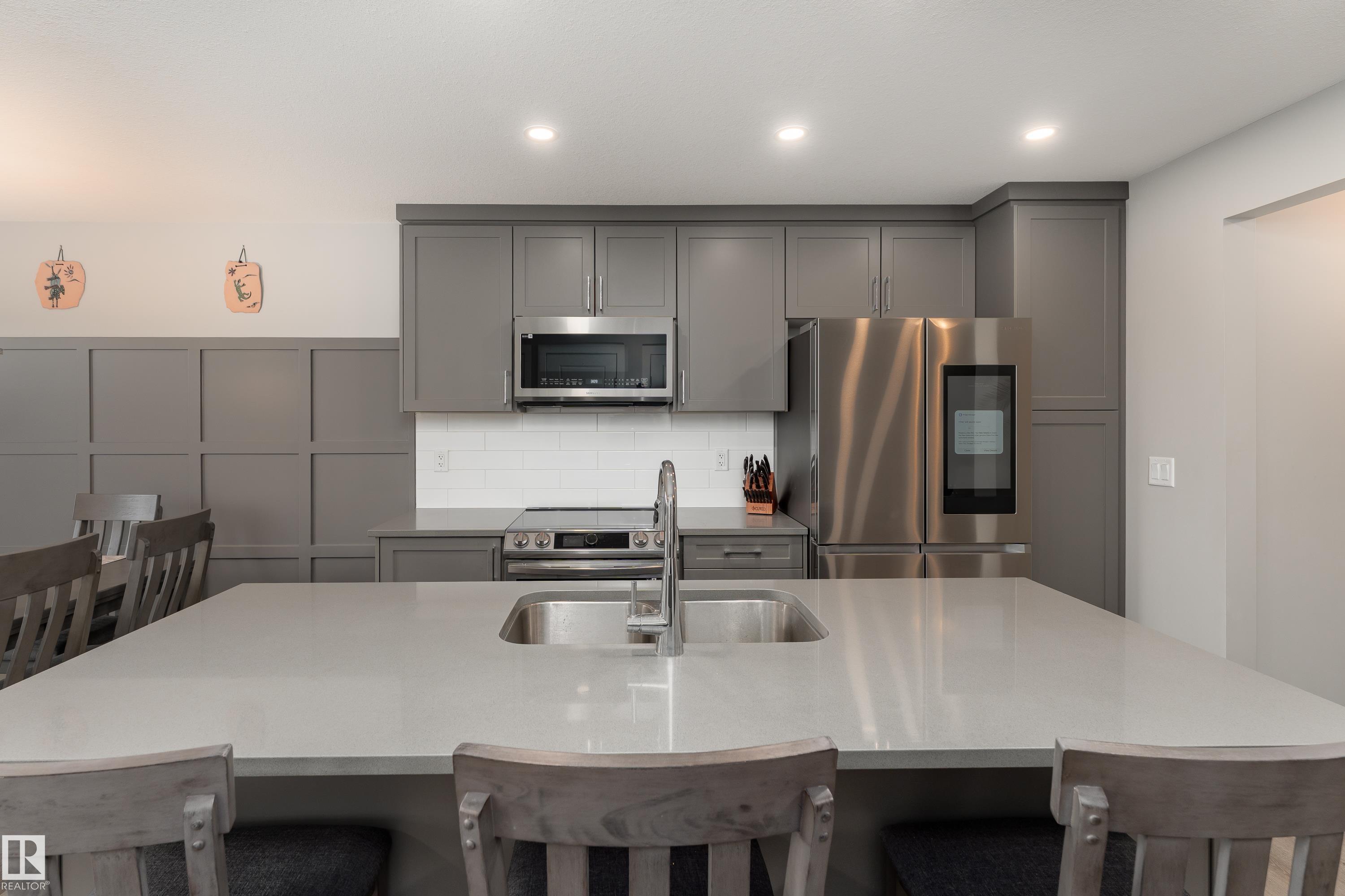 Photo 11 at 998 Stillwater Boulevard NW, Stillwater, Edmonton